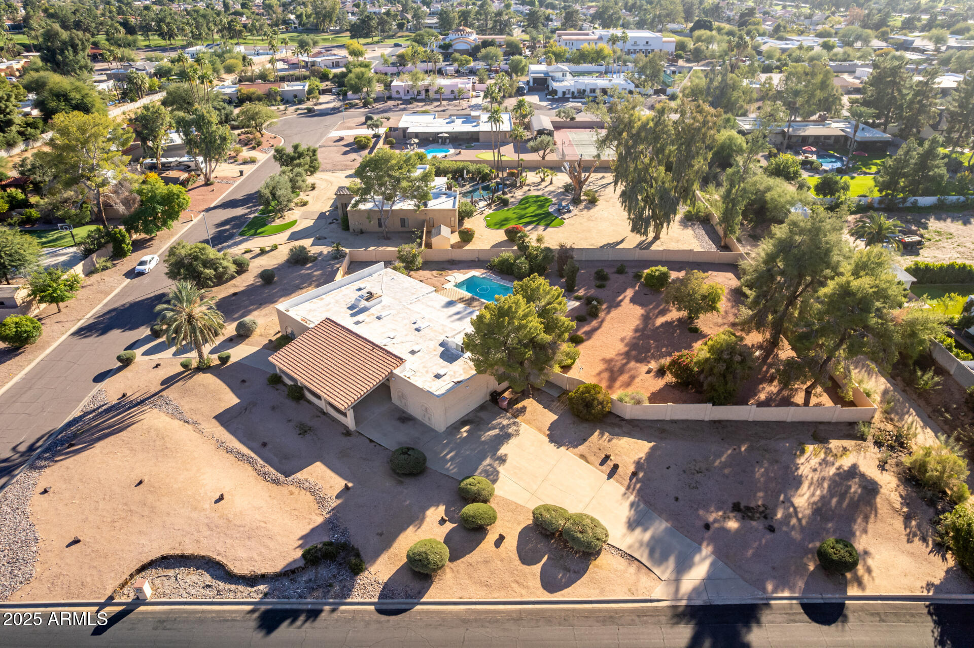 8129 E CHARTER OAK Drive