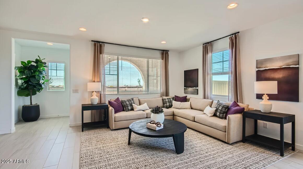 16437 W WEEPING WILLOW Road