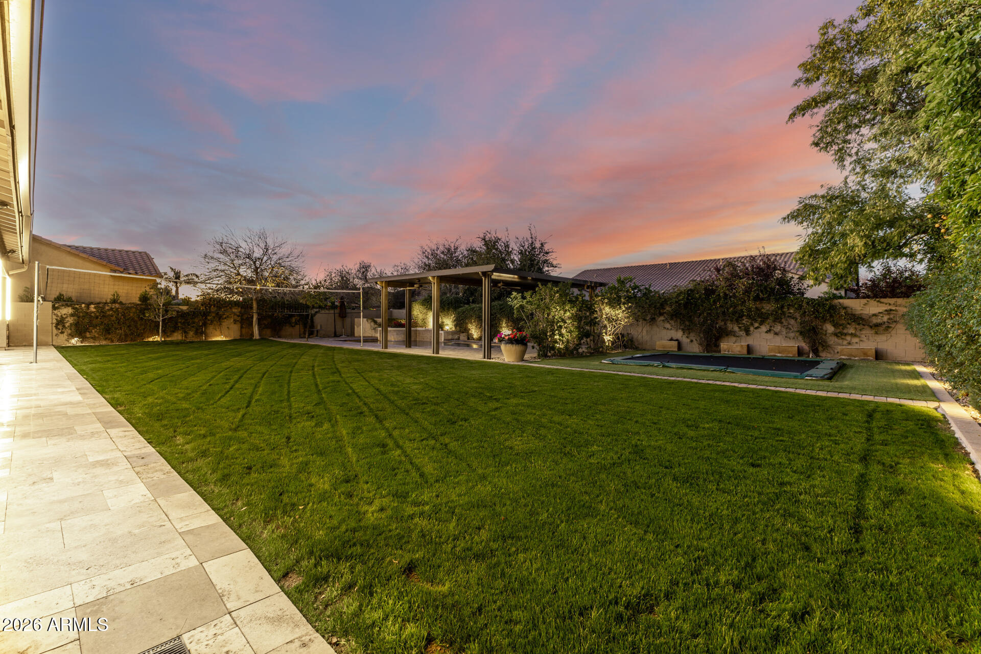 2950 E LOS ALTOS Court