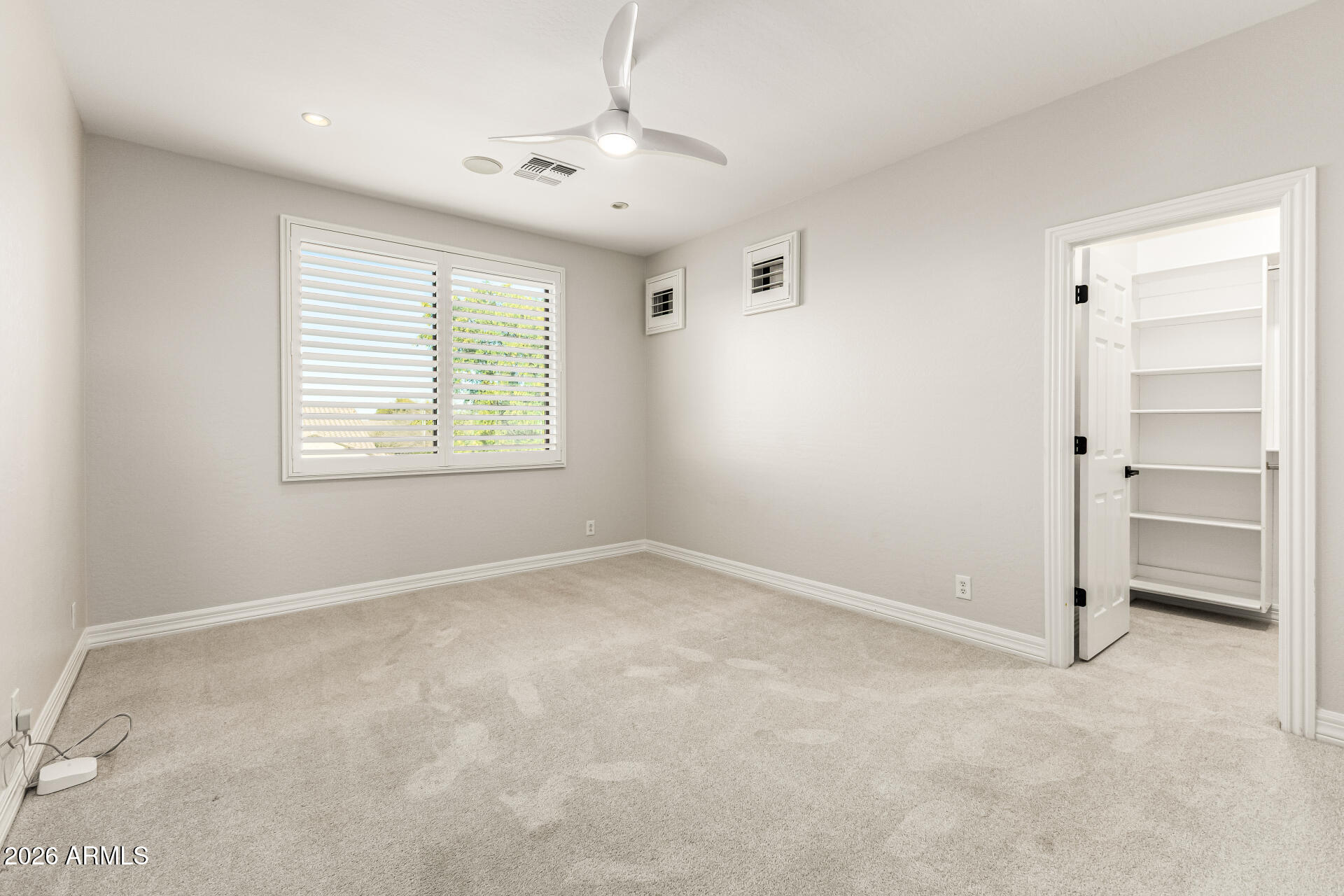 2950 E LOS ALTOS Court