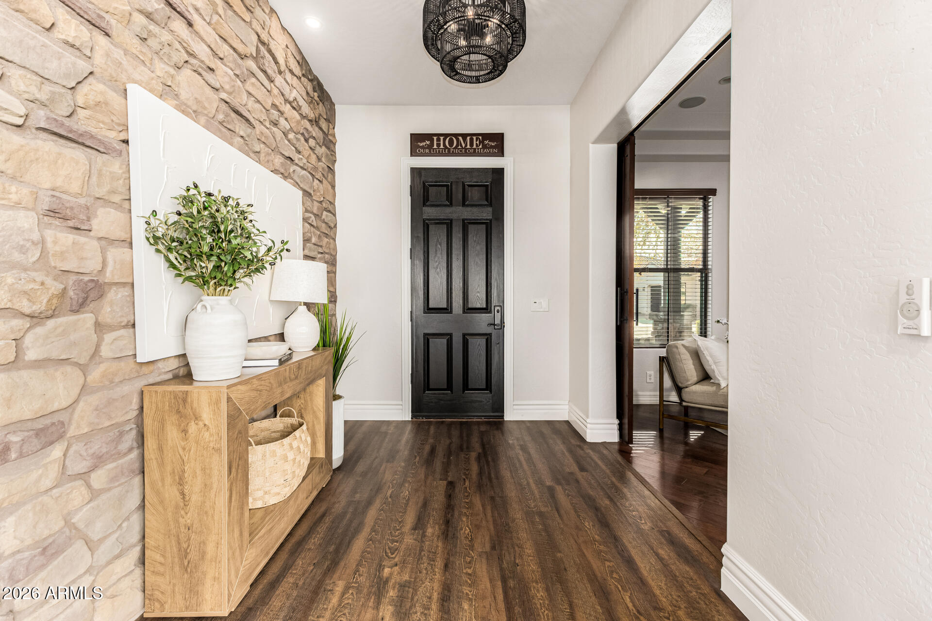 2950 E LOS ALTOS Court