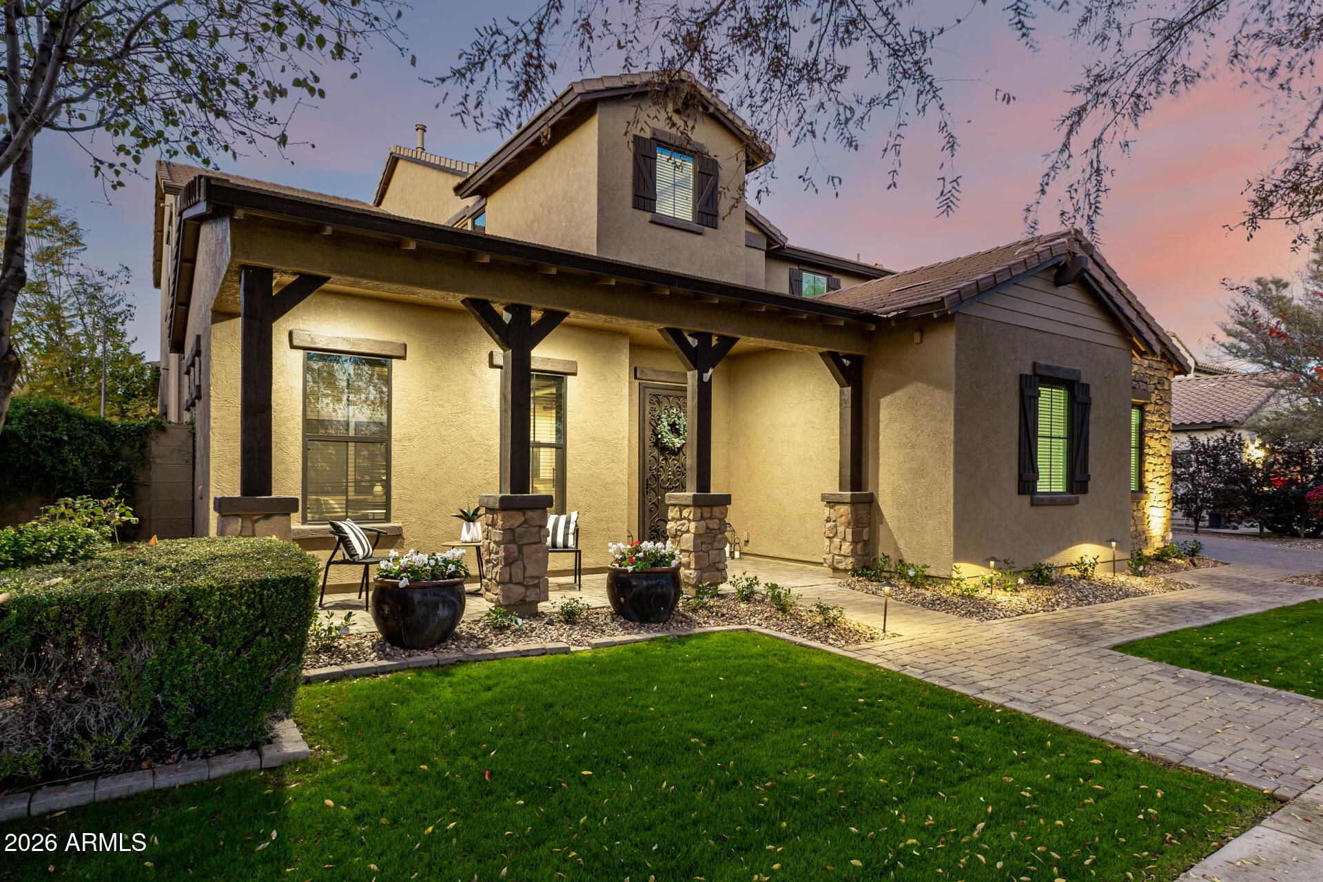 2950 E LOS ALTOS Court