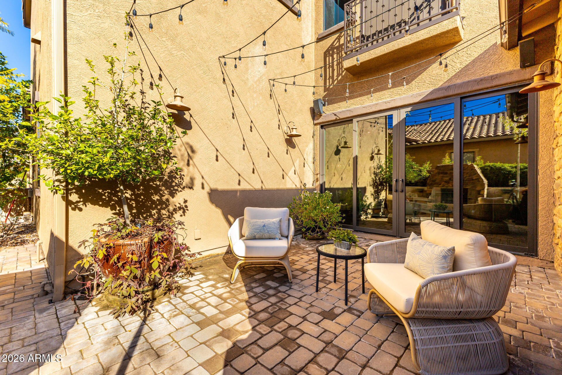 2950 E LOS ALTOS Court