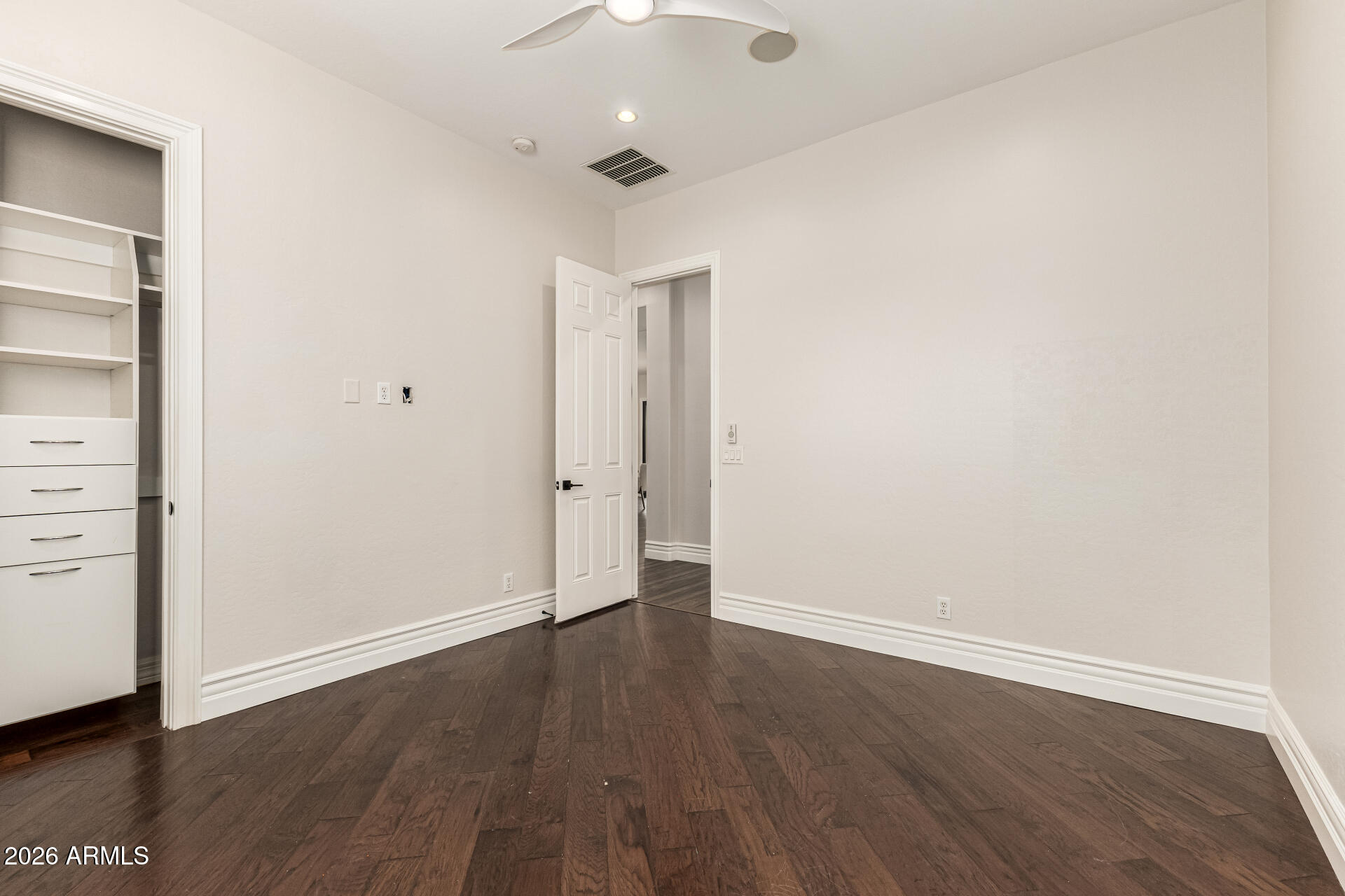 2950 E LOS ALTOS Court