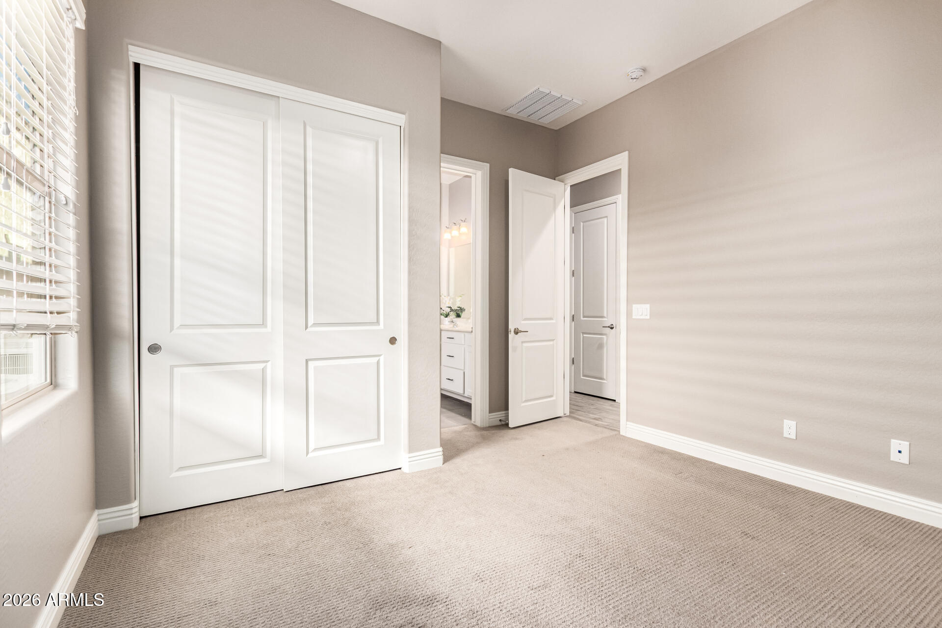 3541 E AQUARIUS Place