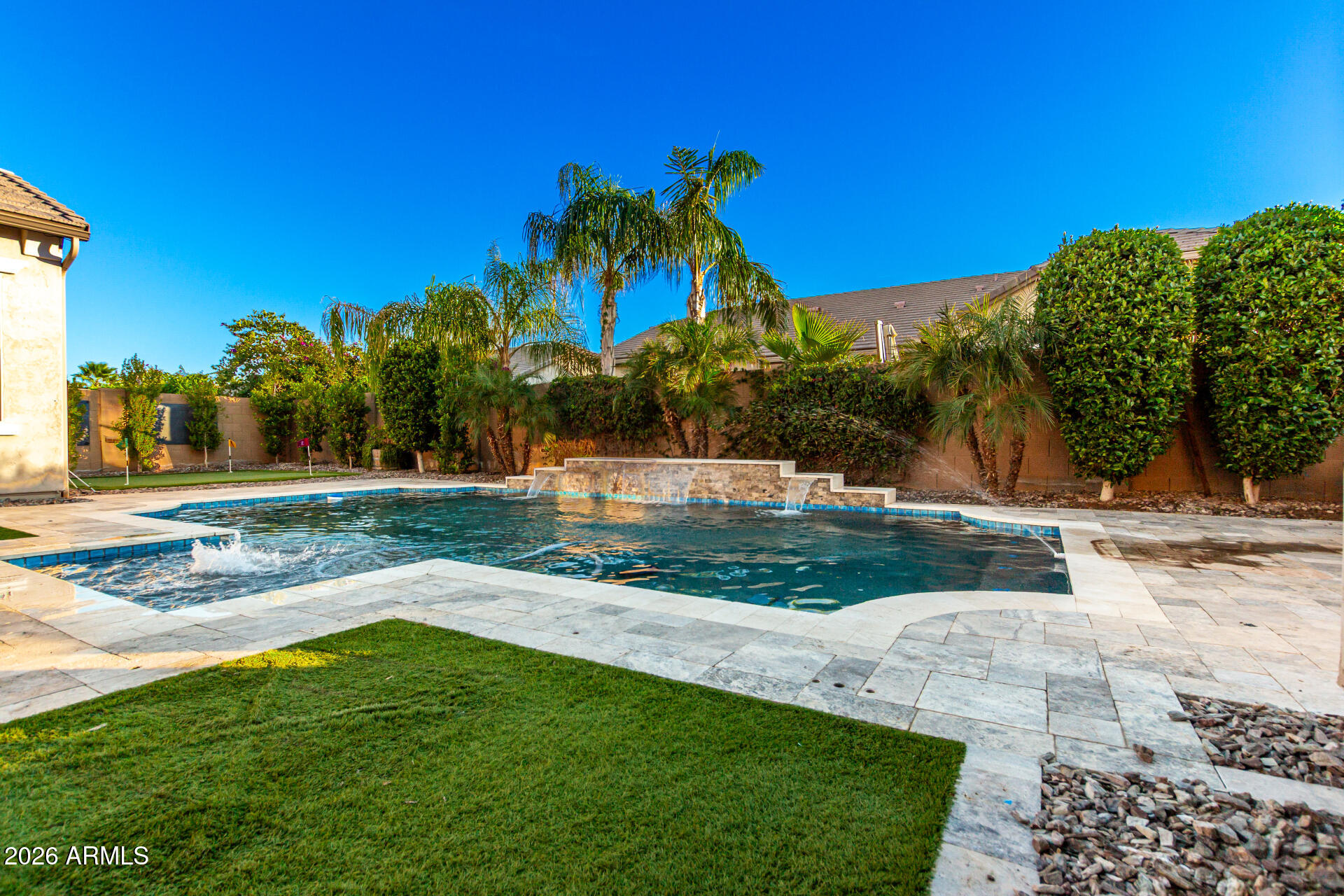 3541 E AQUARIUS Place