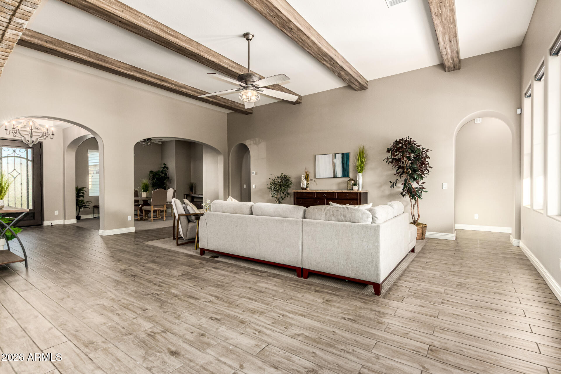 3541 E AQUARIUS Place