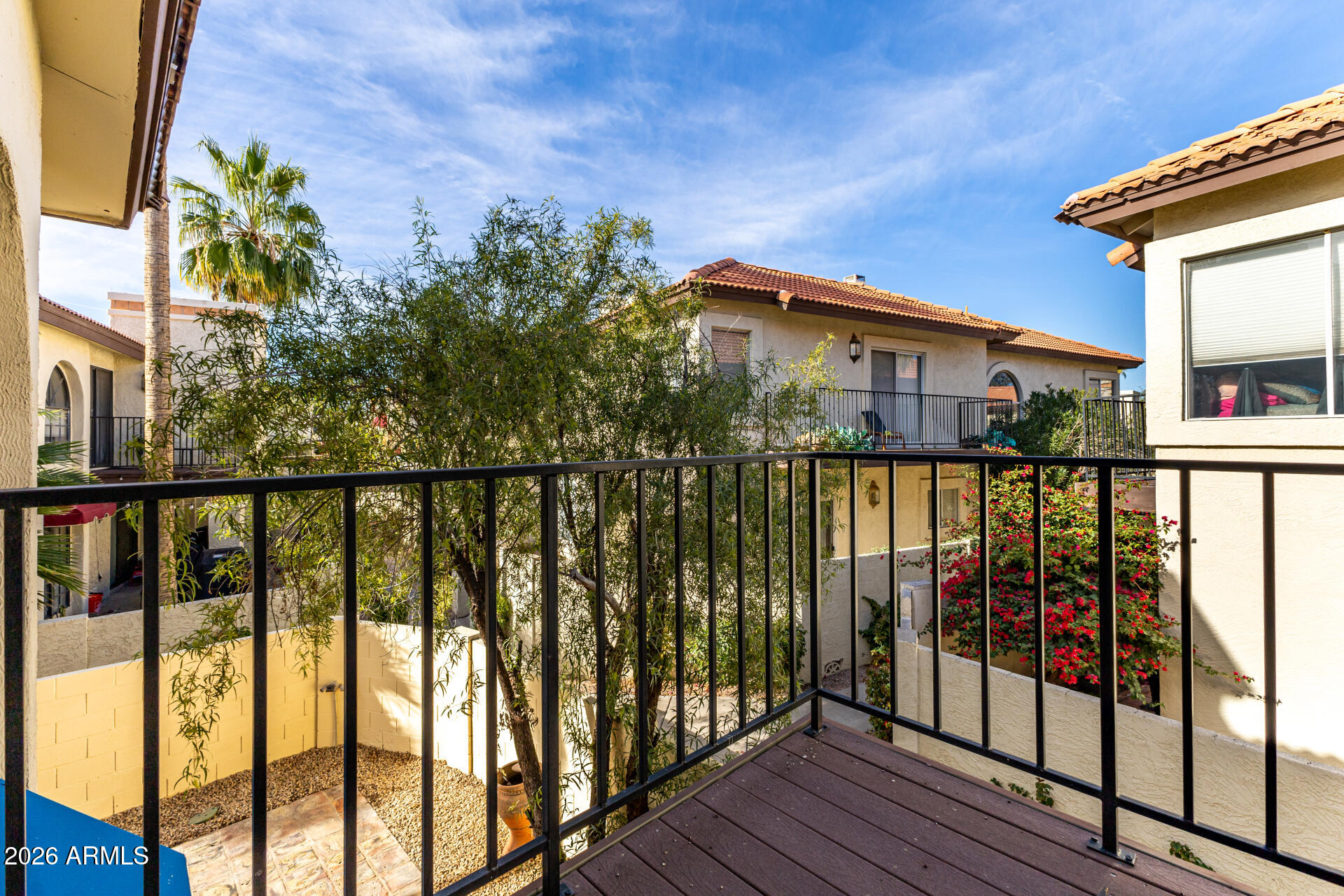 5002 E SIESTA Drive 1