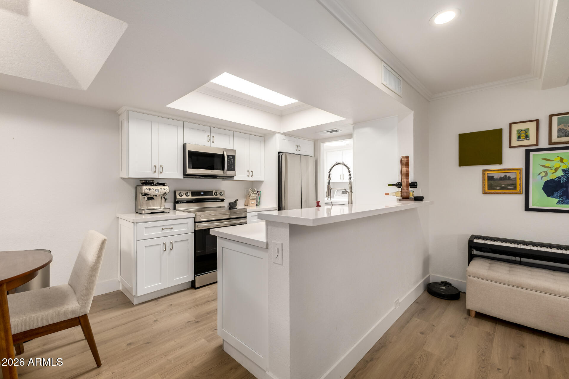 5002 E SIESTA Drive 1