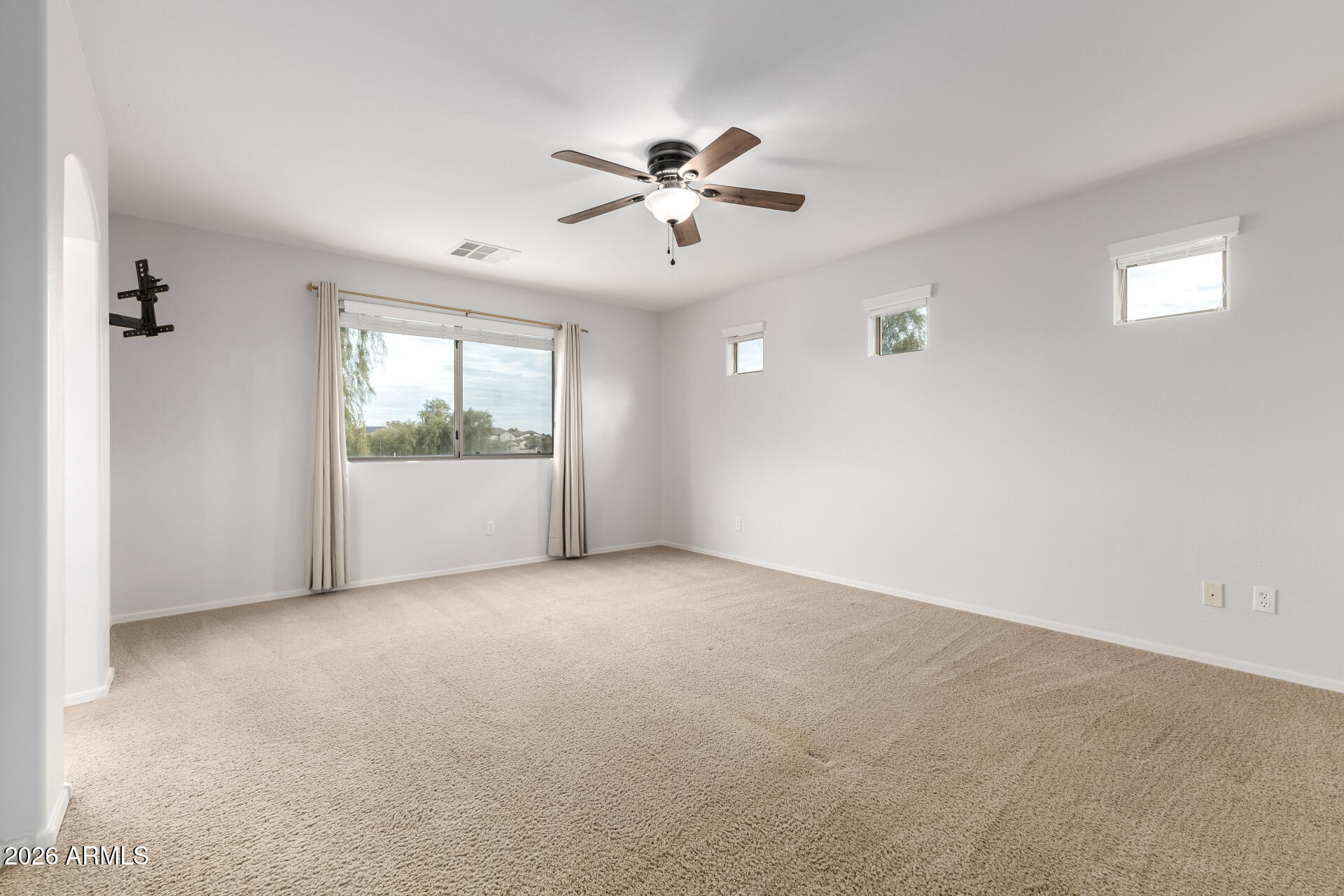 782 W THUNDERBIRD Court