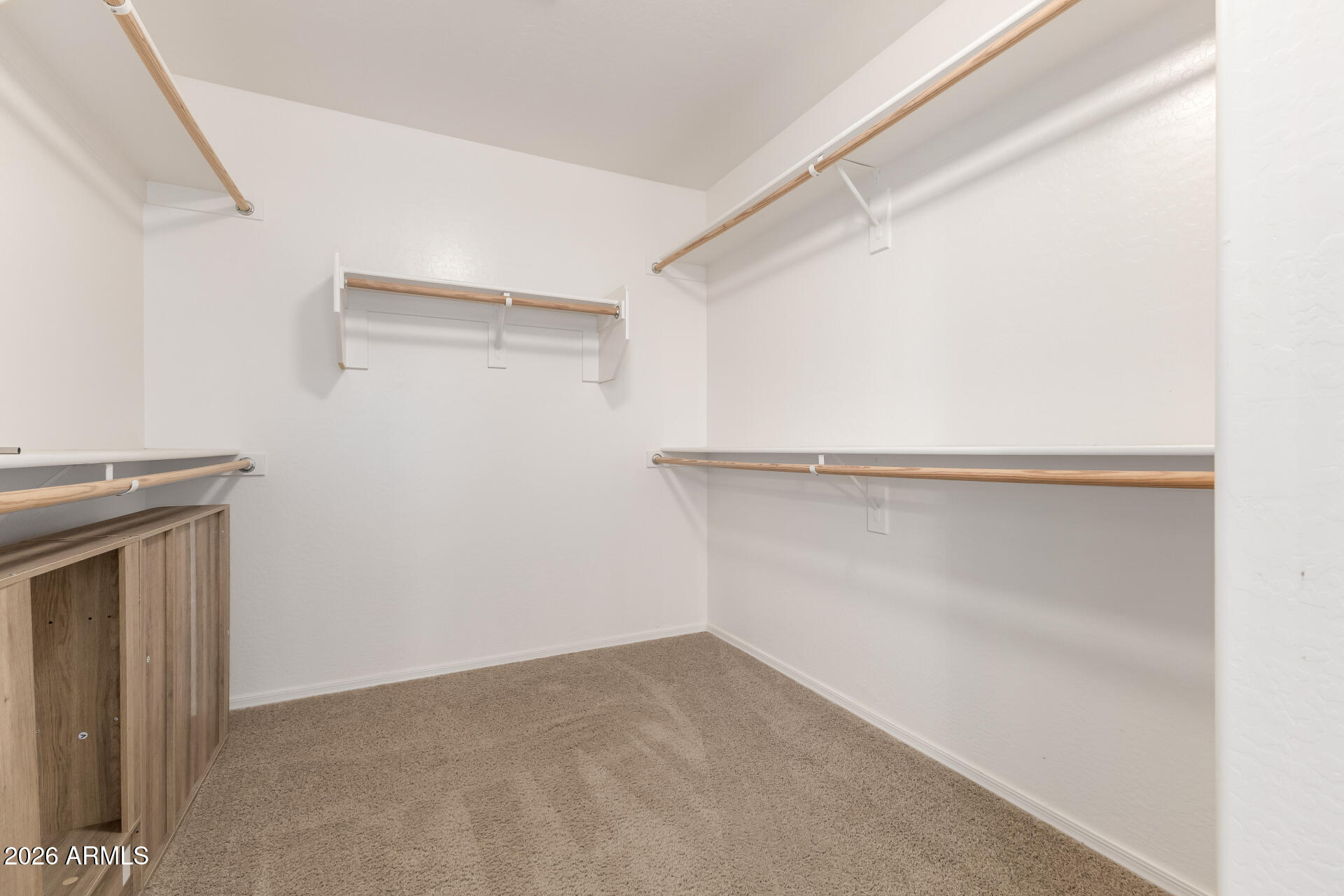 782 W THUNDERBIRD Court