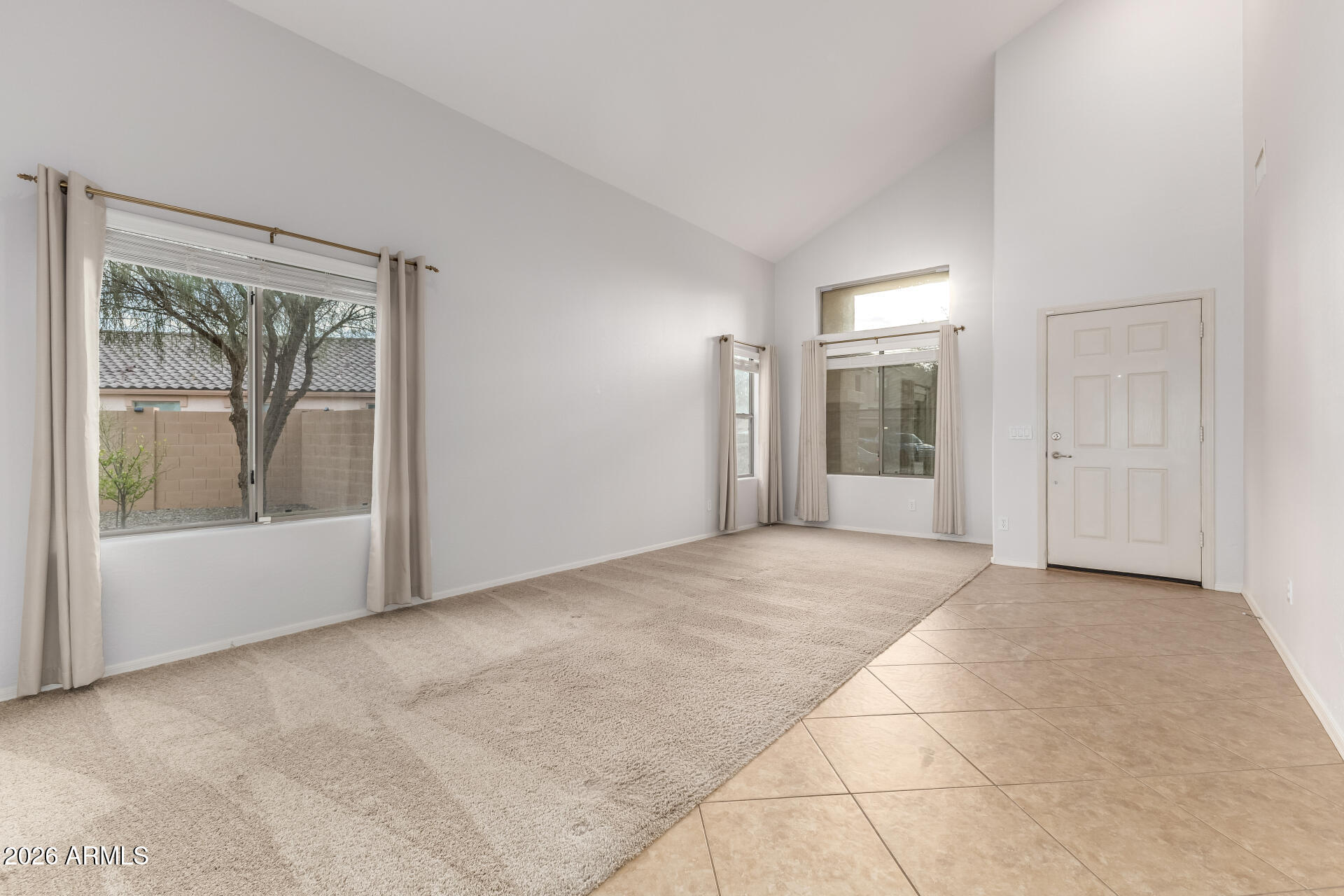 782 W THUNDERBIRD Court