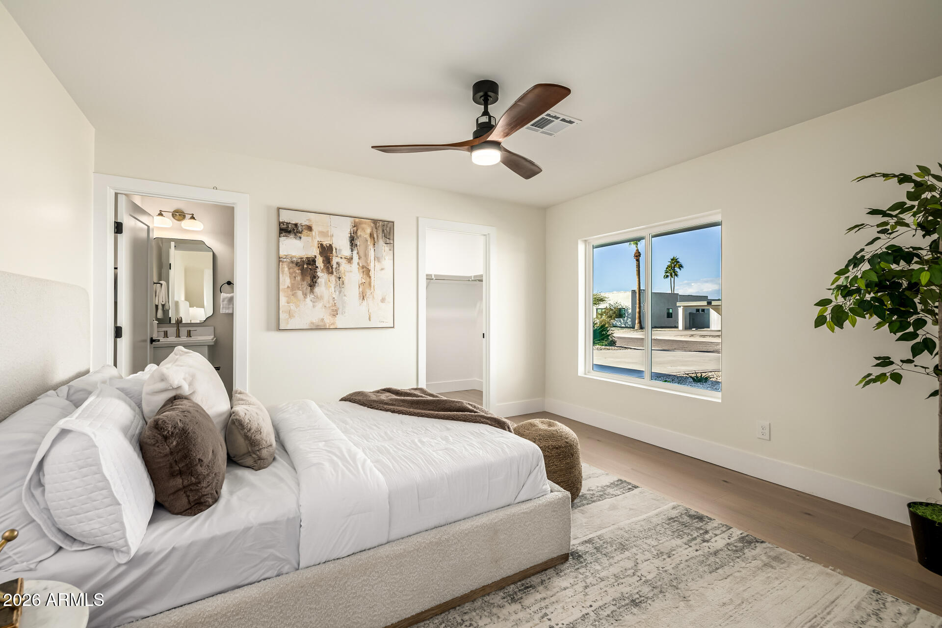 3423 E Beryl Lane
