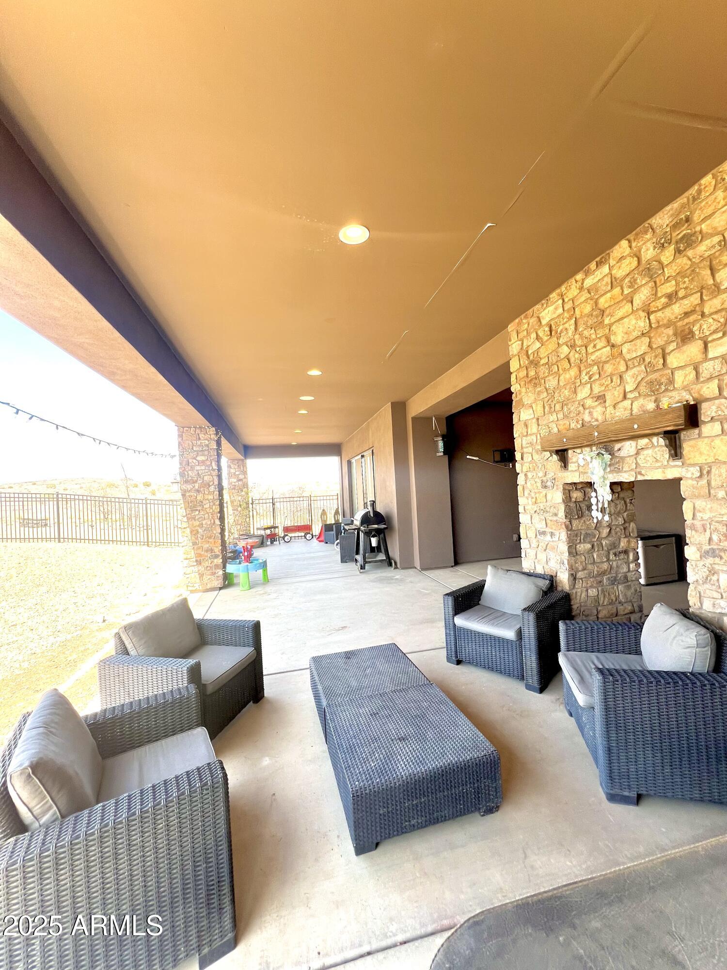 15035 E COUNTRYSIDE Road