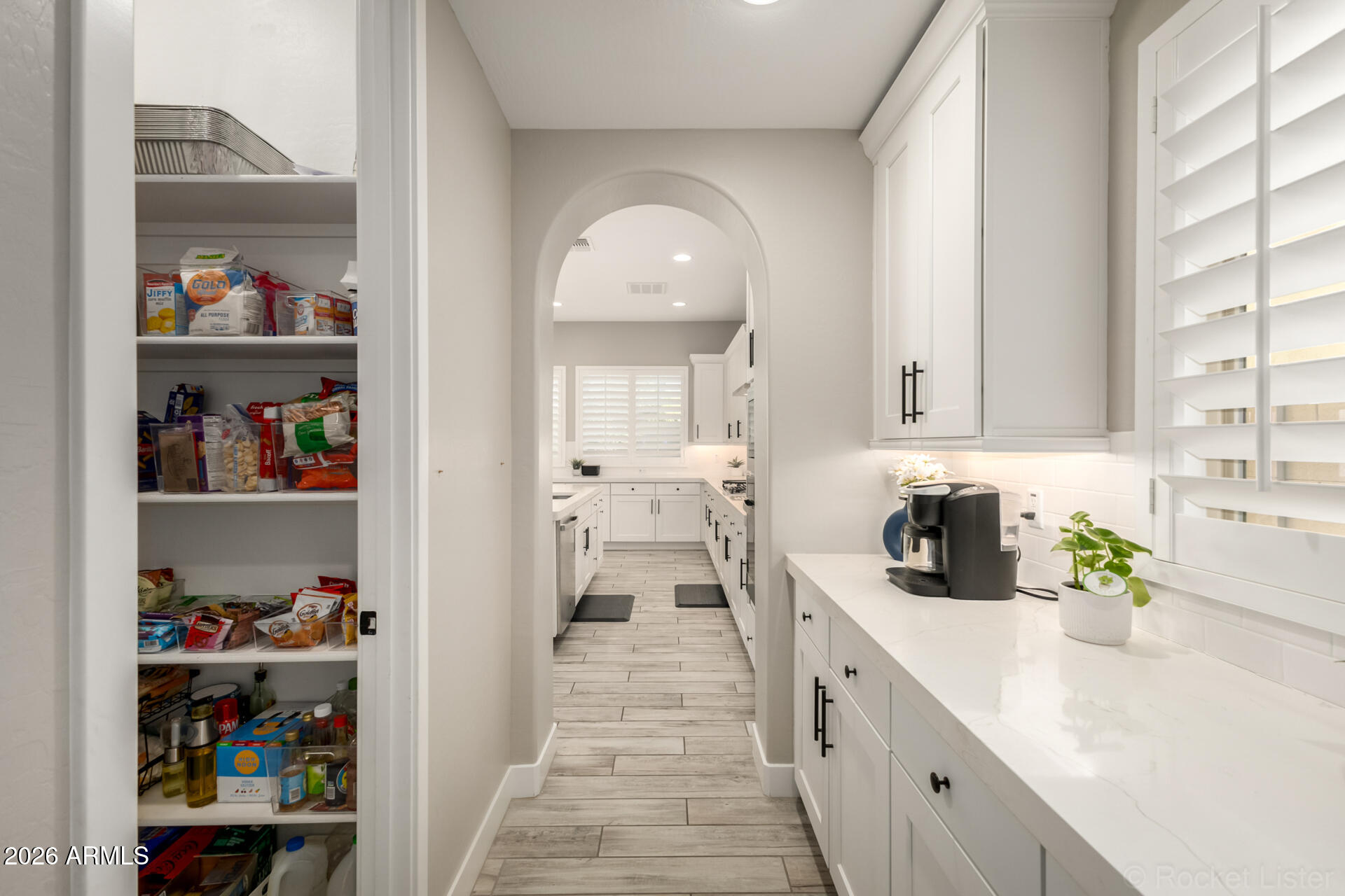 2285 E ATHENA Avenue