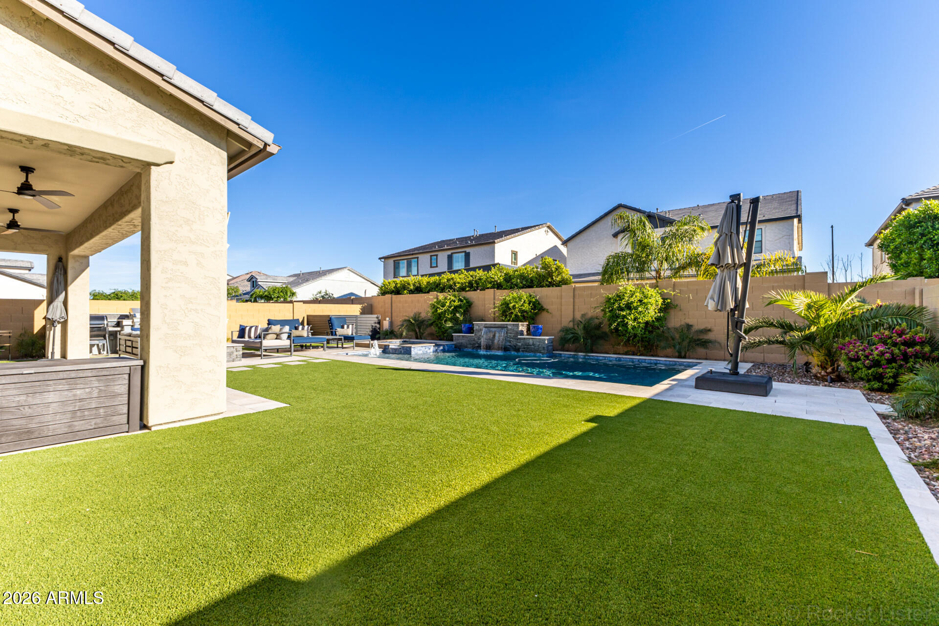 2285 E ATHENA Avenue