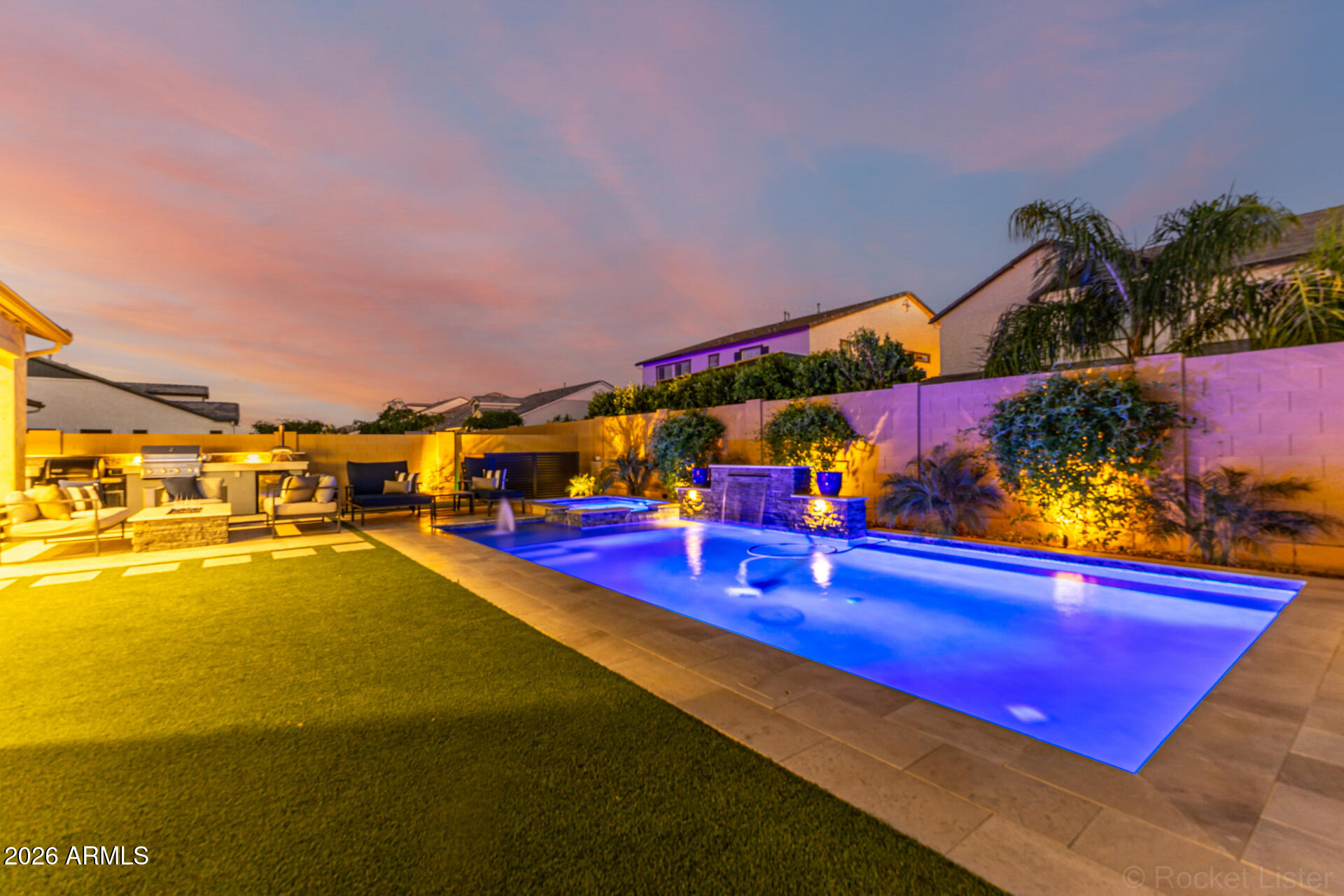 2285 E ATHENA Avenue