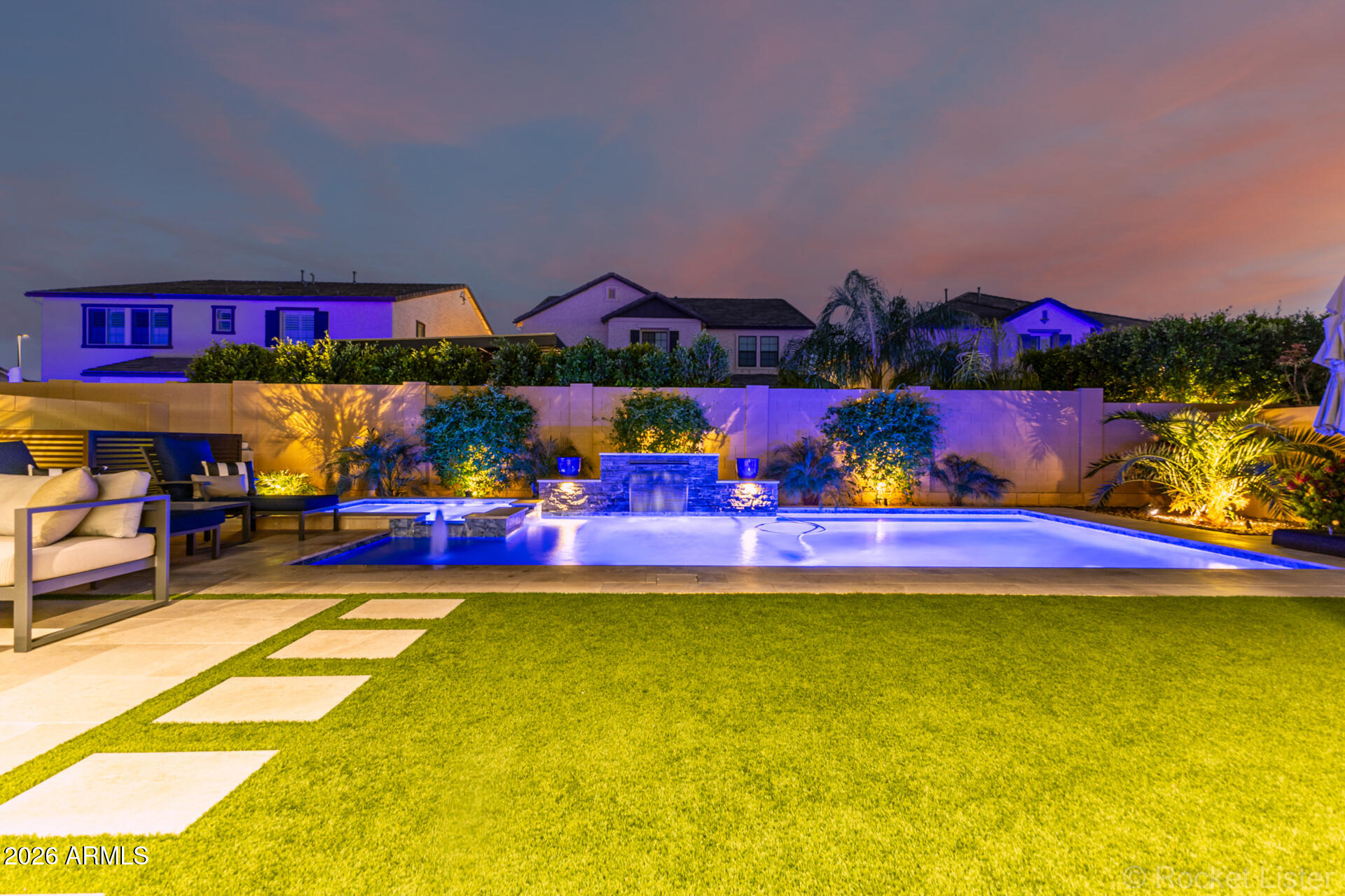 2285 E ATHENA Avenue