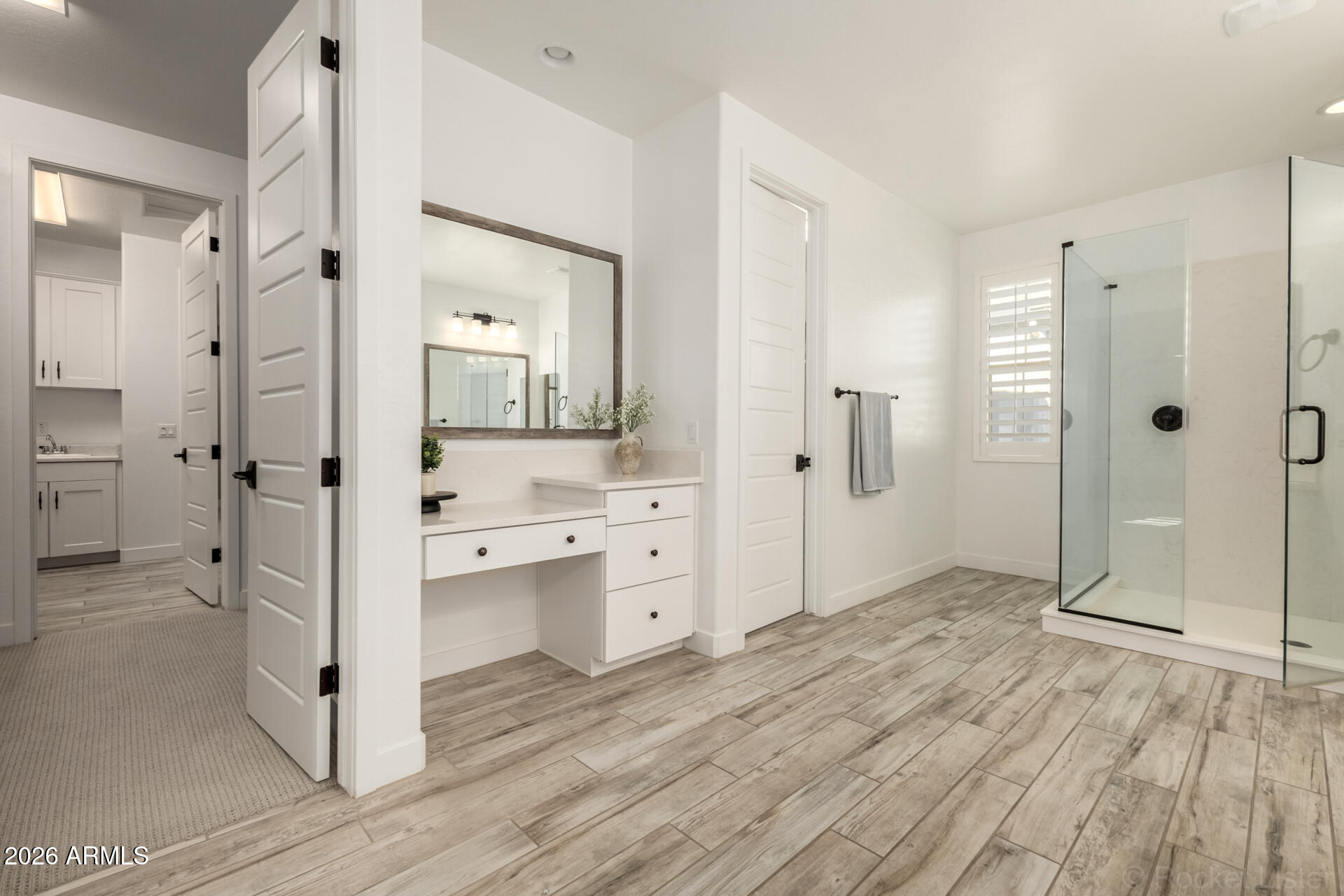 2285 E ATHENA Avenue