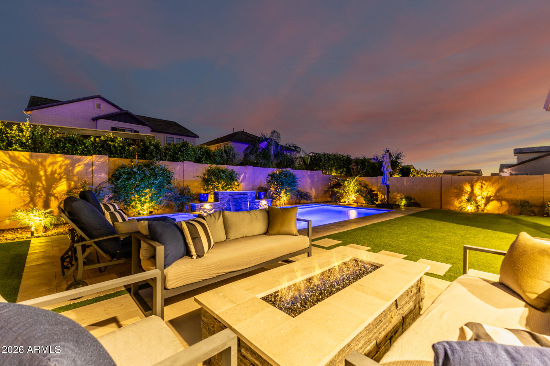 2285 E ATHENA Avenue