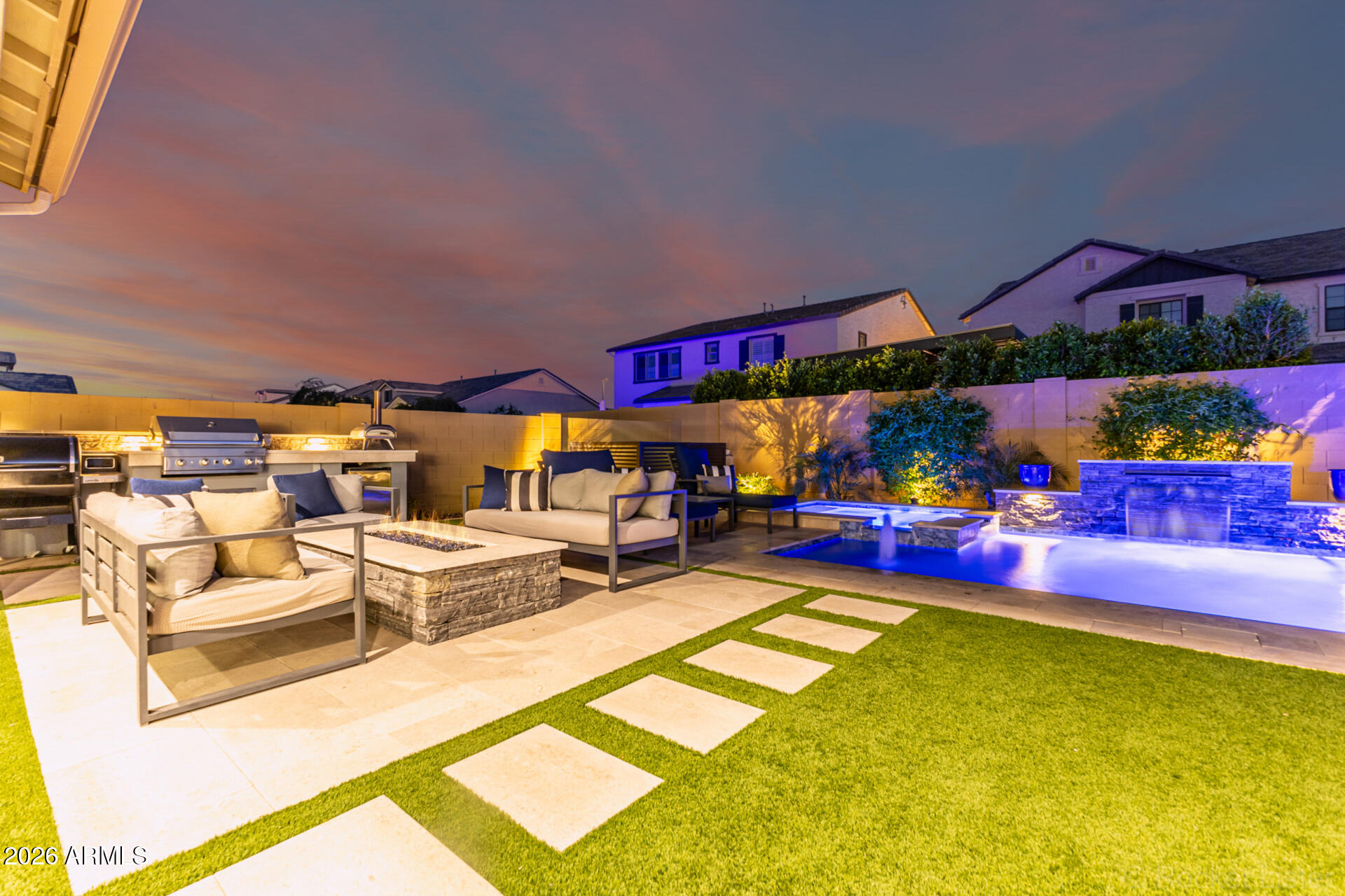 2285 E ATHENA Avenue