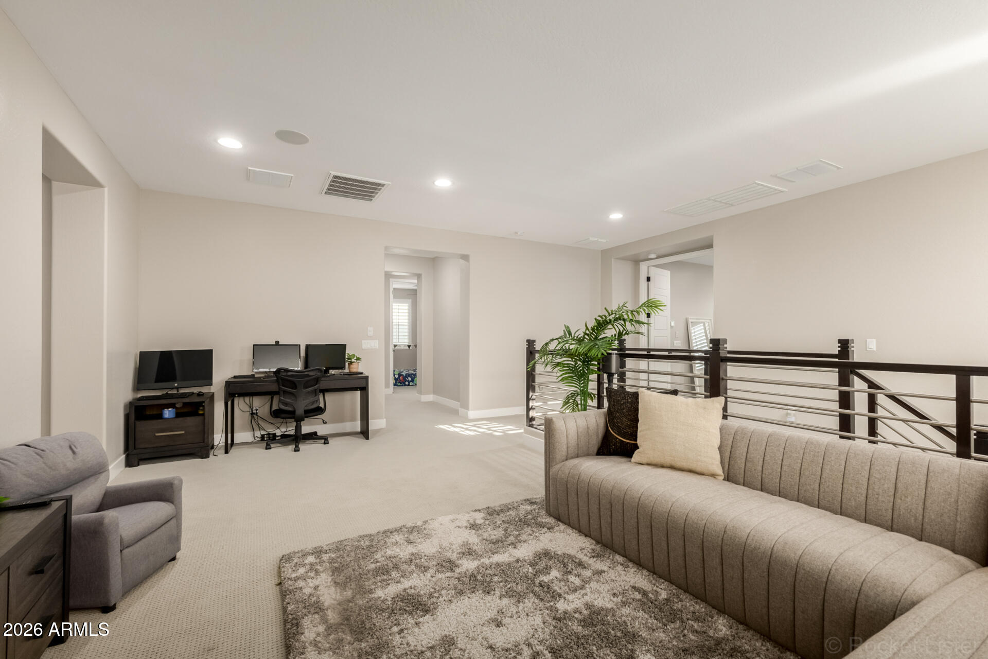 2285 E ATHENA Avenue