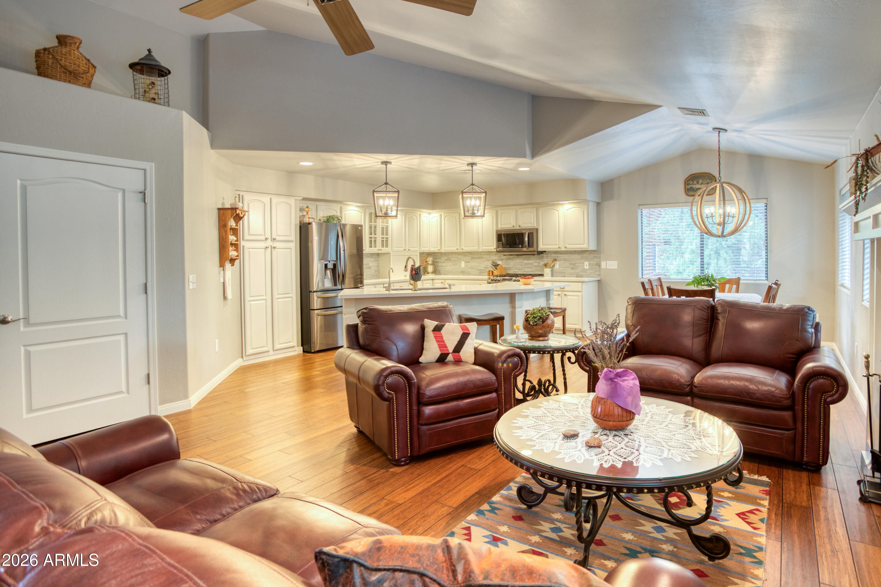 955 Rainbow View Drive