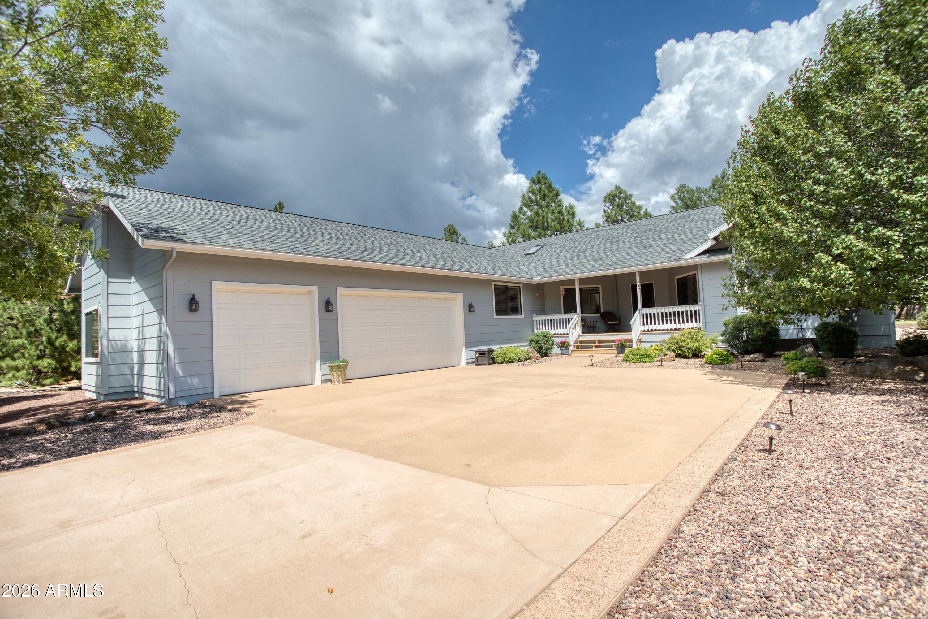 955 Rainbow View Drive