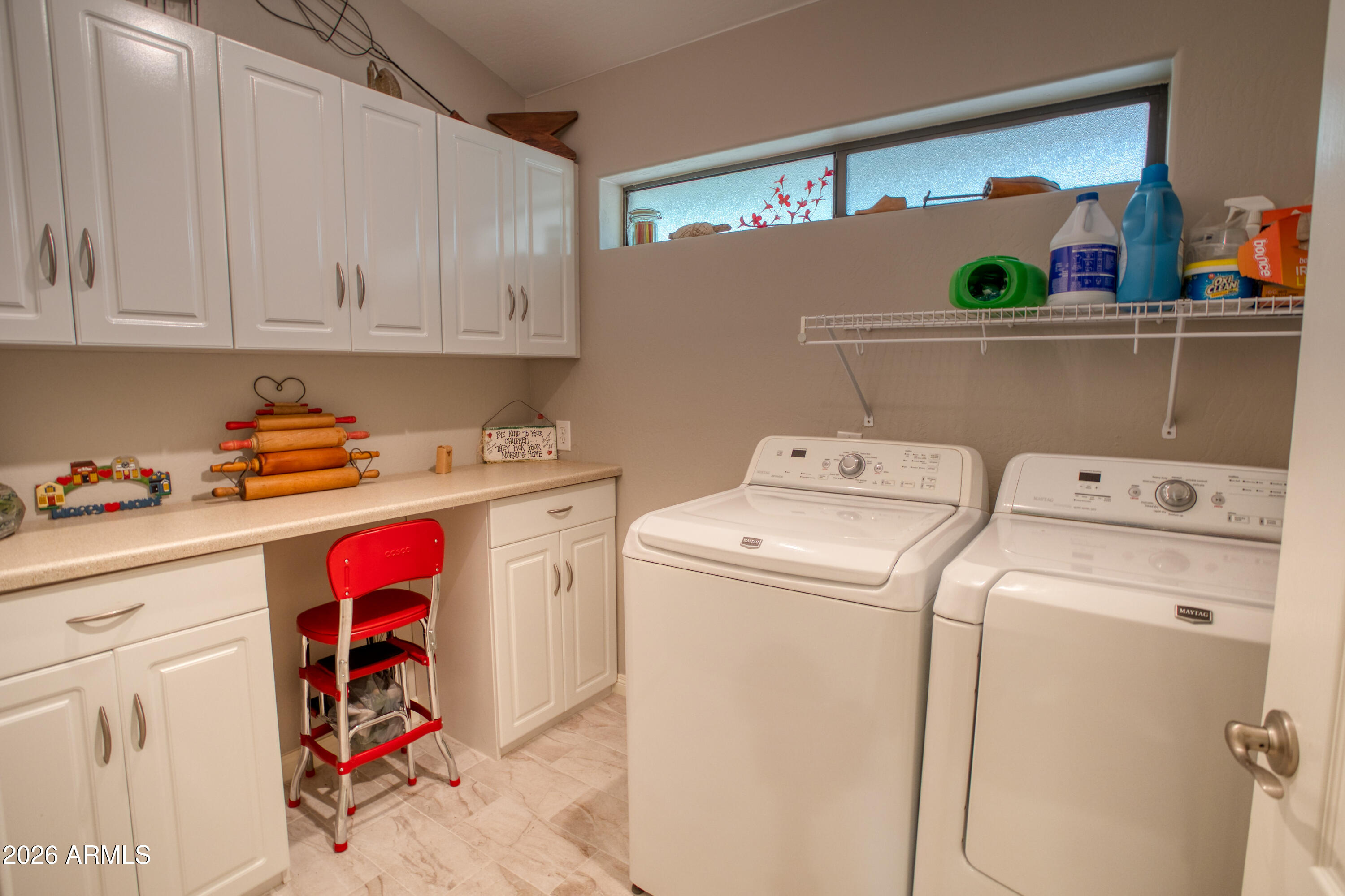 955 Rainbow View Drive
