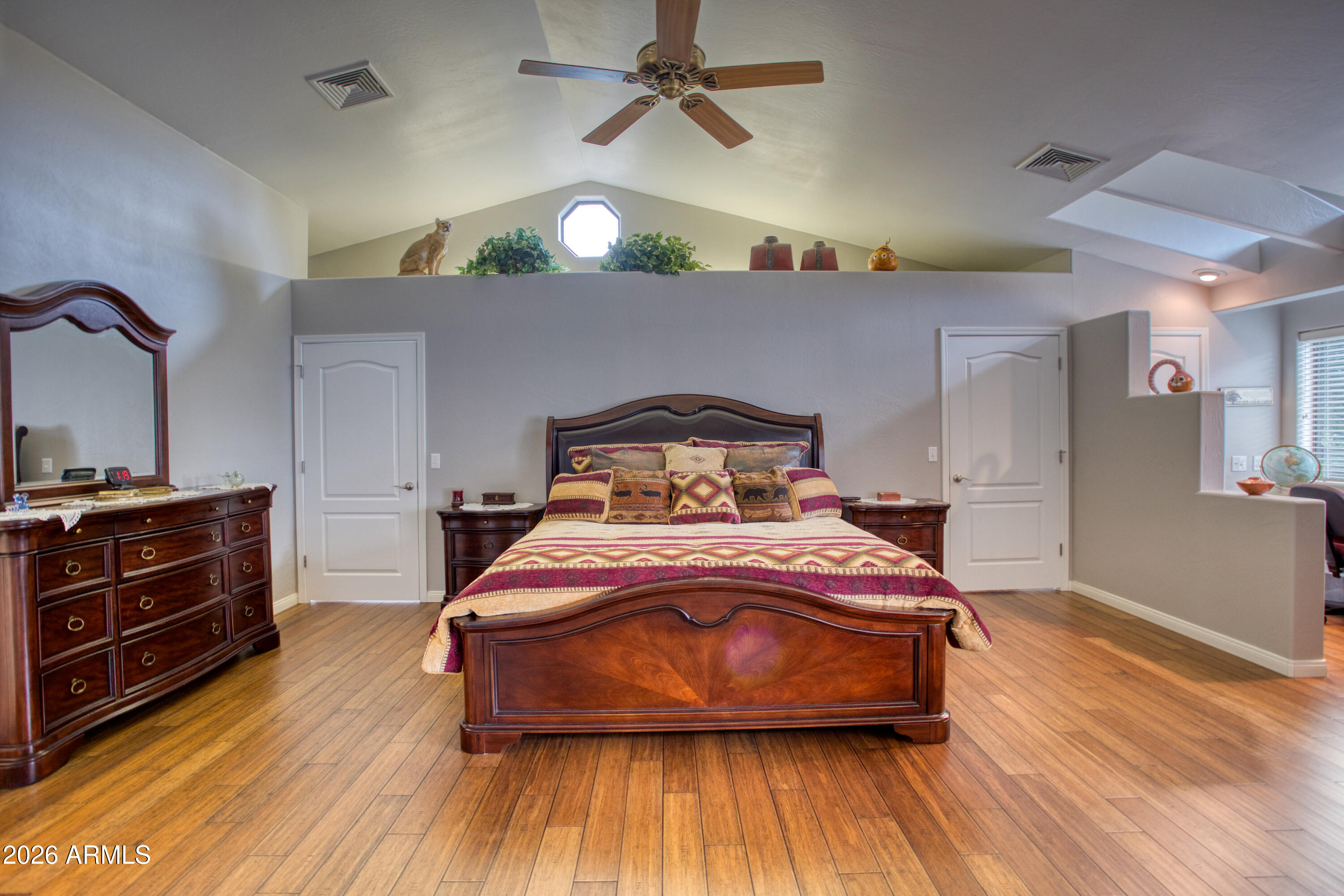 955 Rainbow View Drive