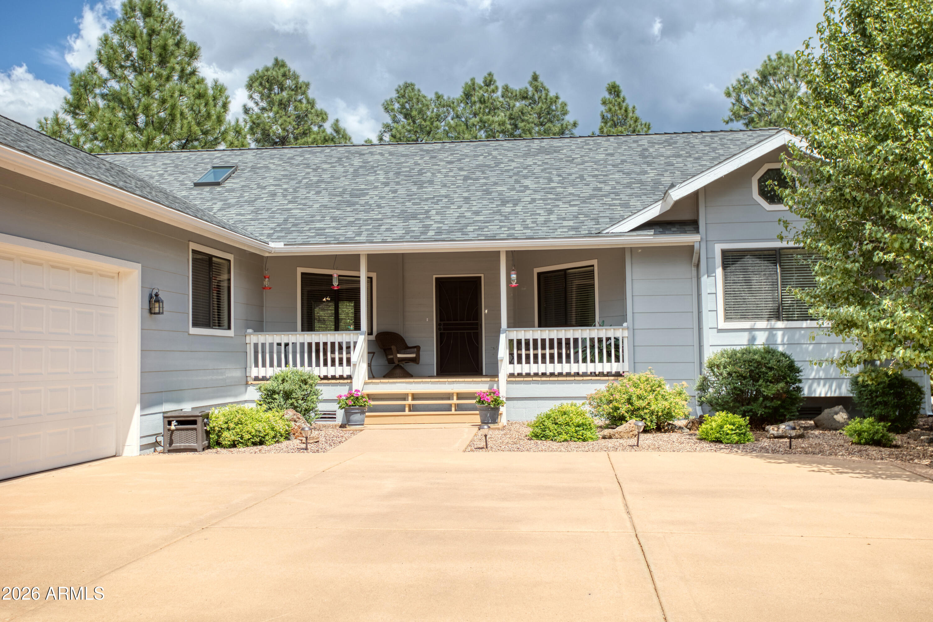 955 Rainbow View Drive