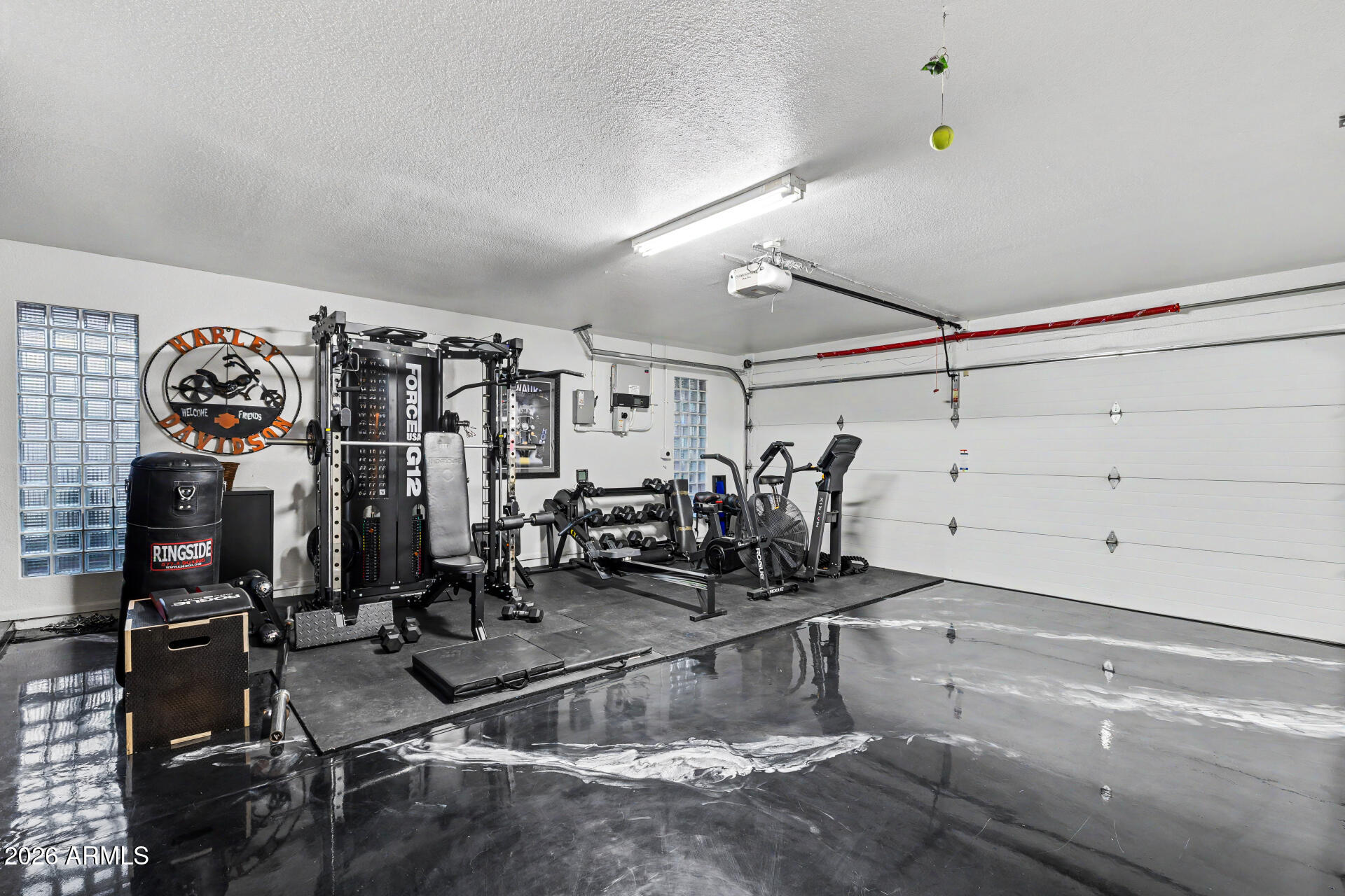 122 E LOMA VISTA Drive