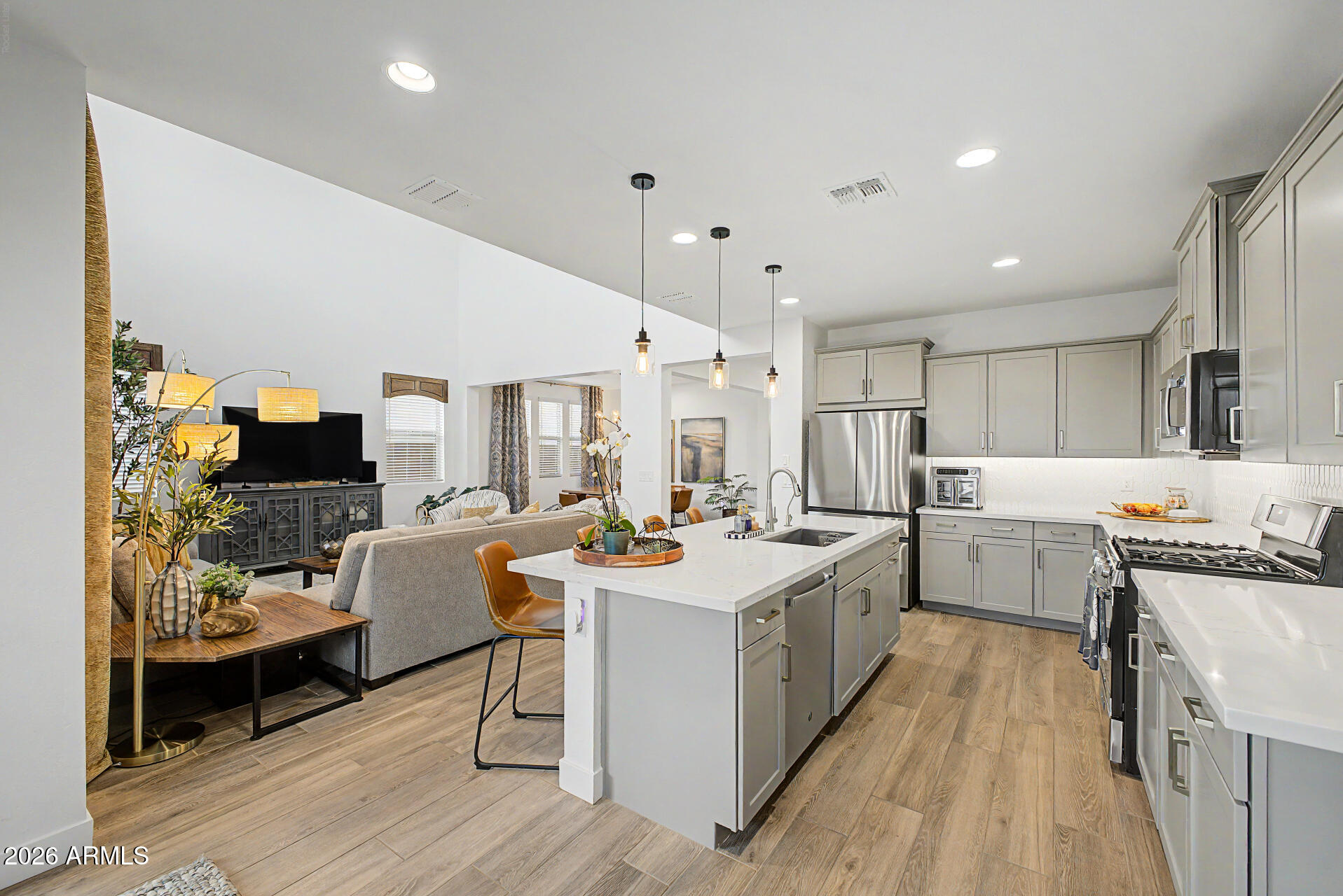 14037 W MARIPOSA GRANDE