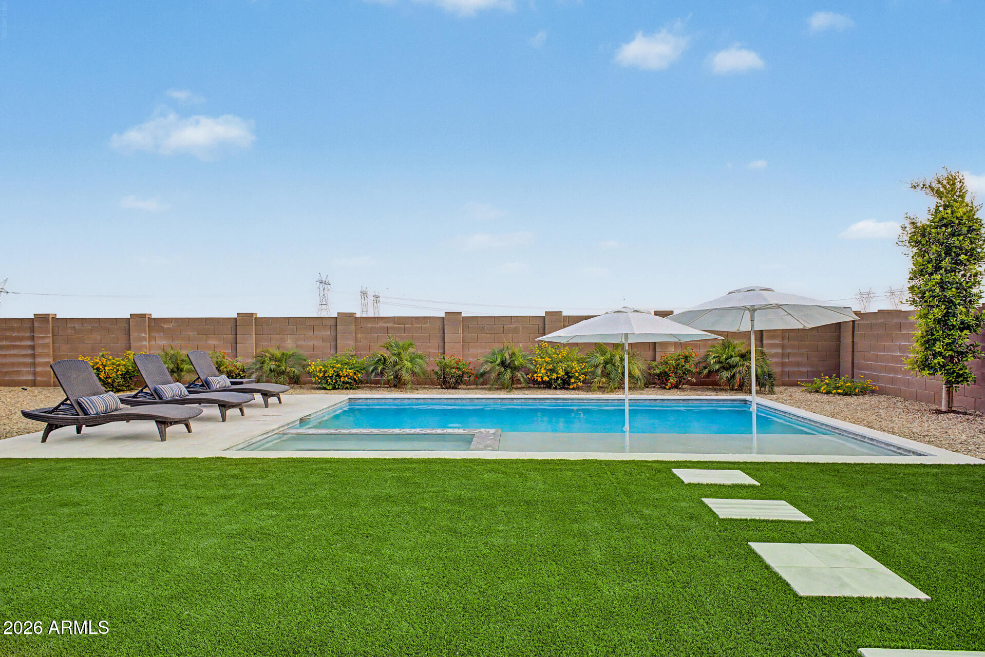 14037 W MARIPOSA GRANDE