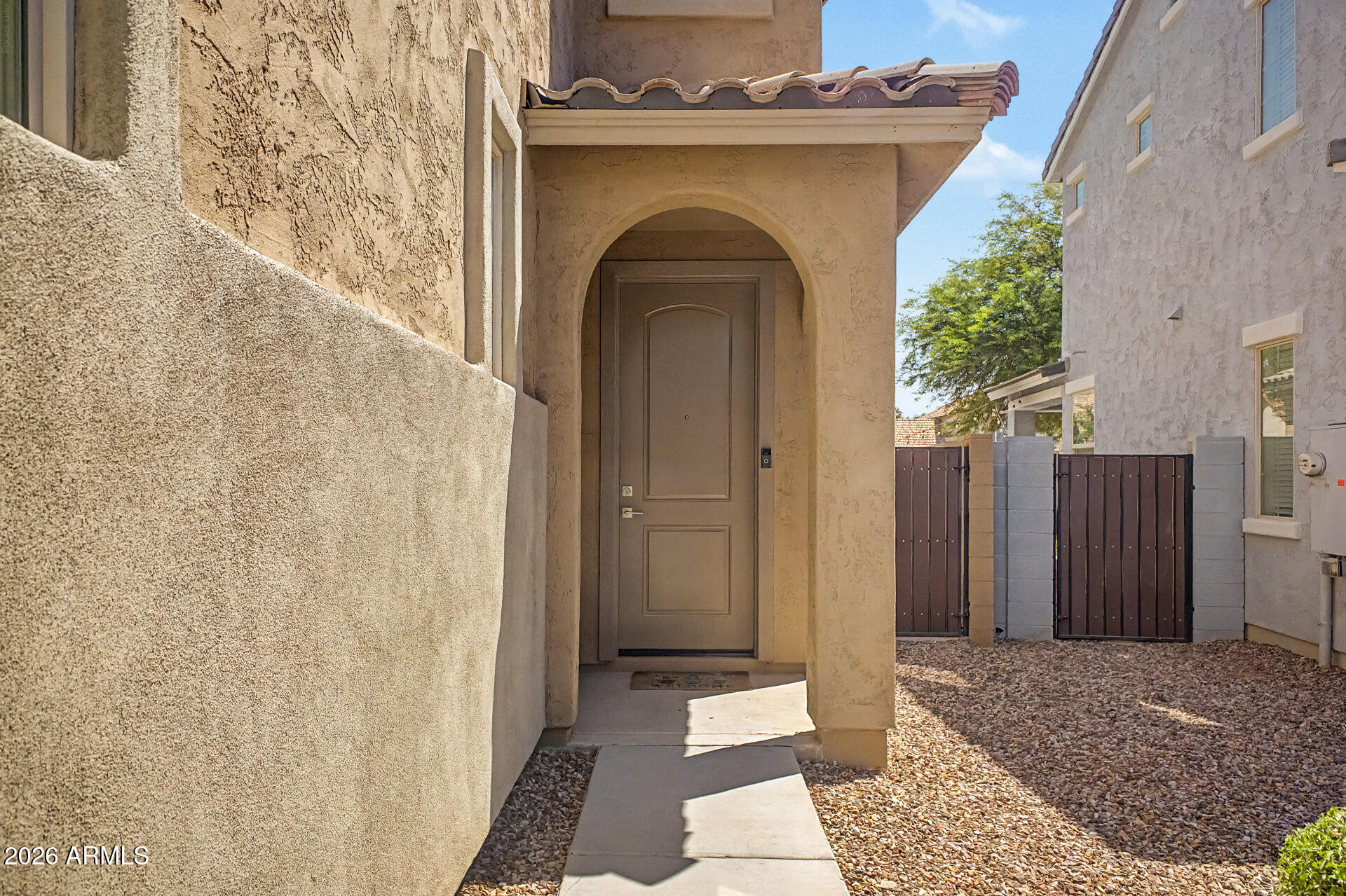 905 S CANAL Drive 14