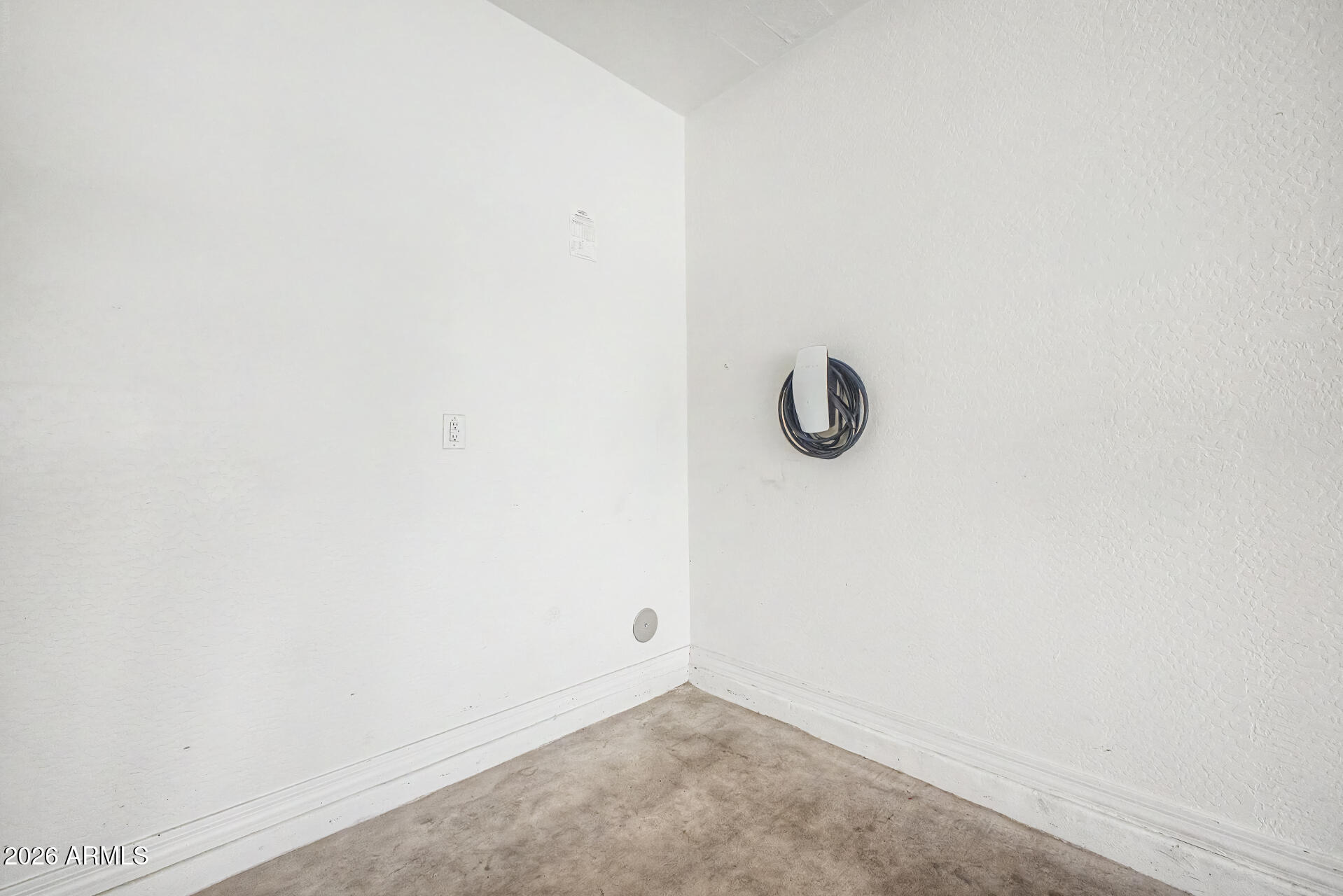 905 S CANAL Drive 14