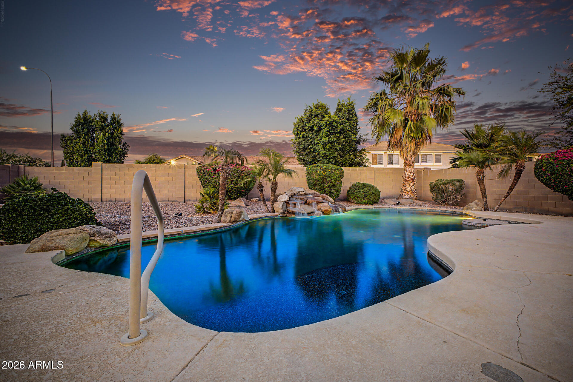 6401 S ONYX Drive