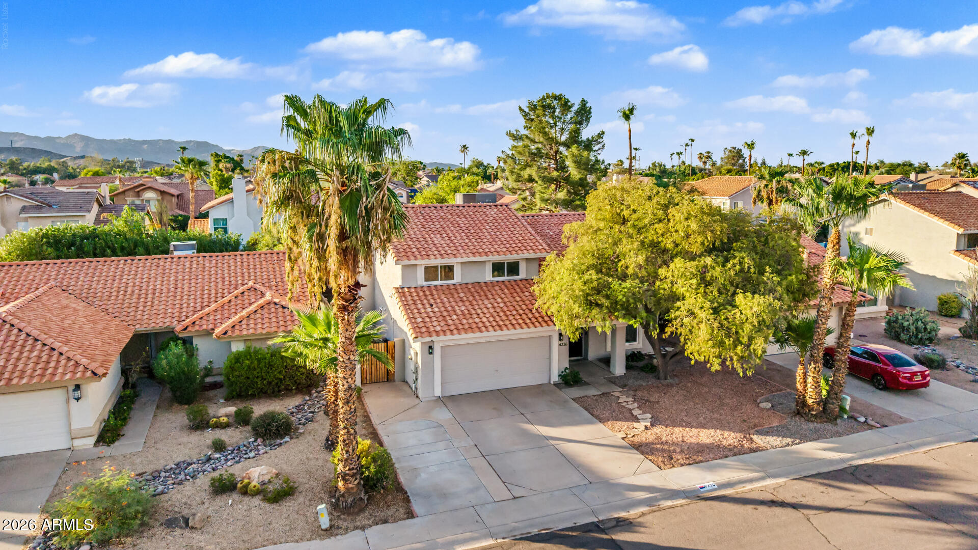 4236 E AMBERWOOD Drive