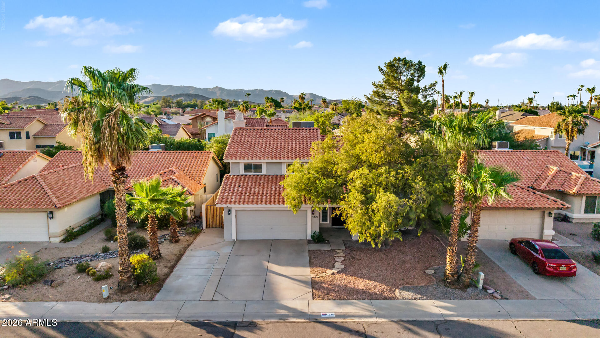 4236 E AMBERWOOD Drive