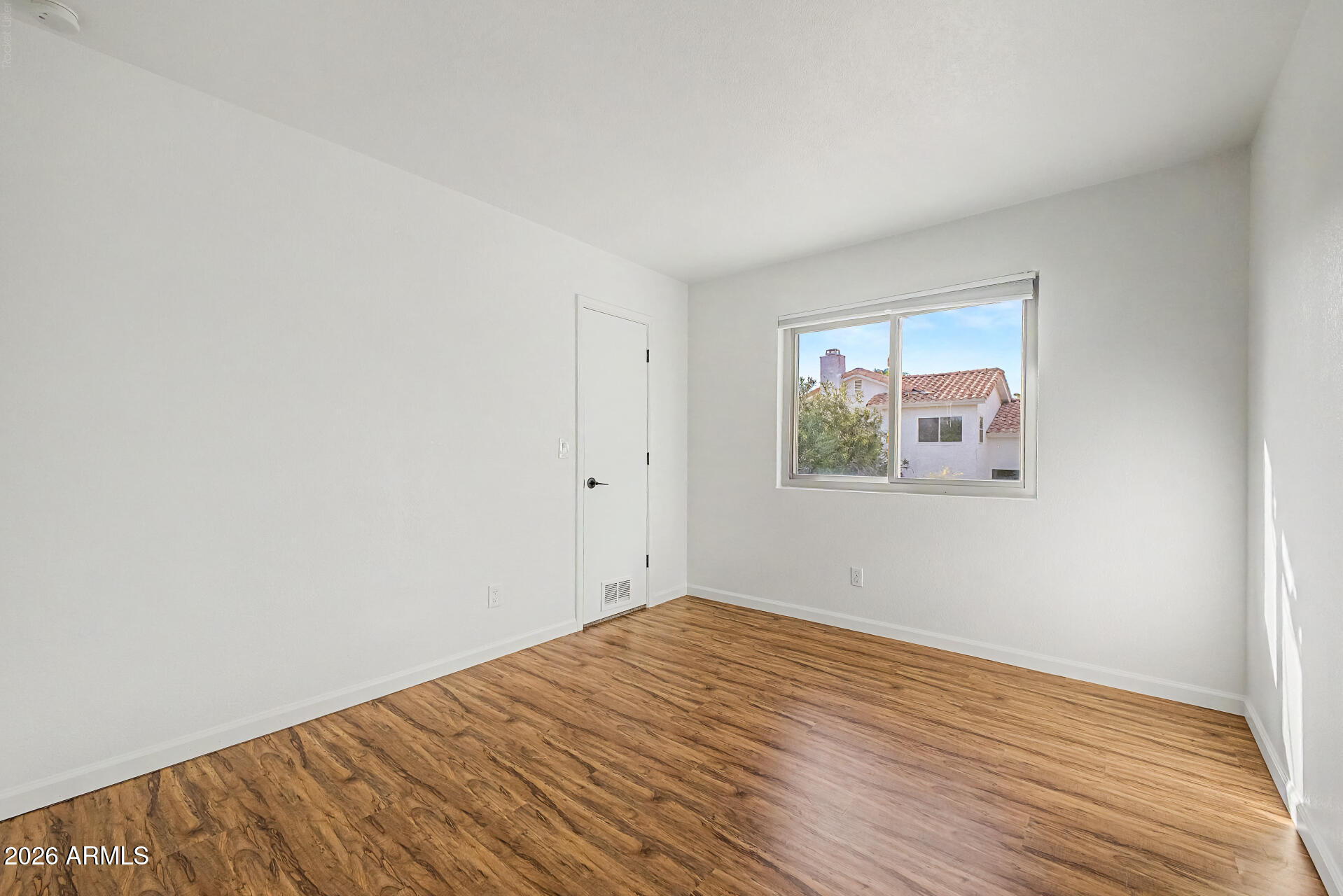 4236 E AMBERWOOD Drive