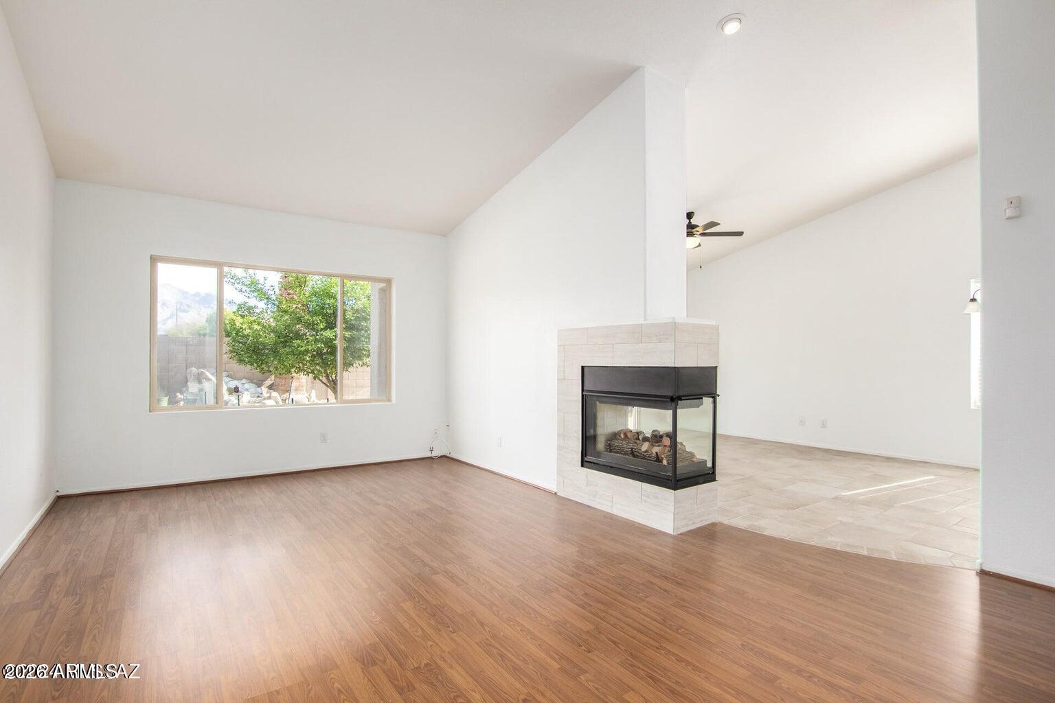 9162 N TREASURE MOUNTAIN Drive