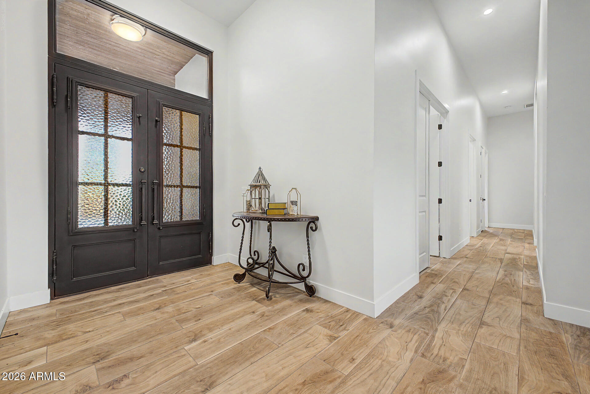 1444 N AARON Circle