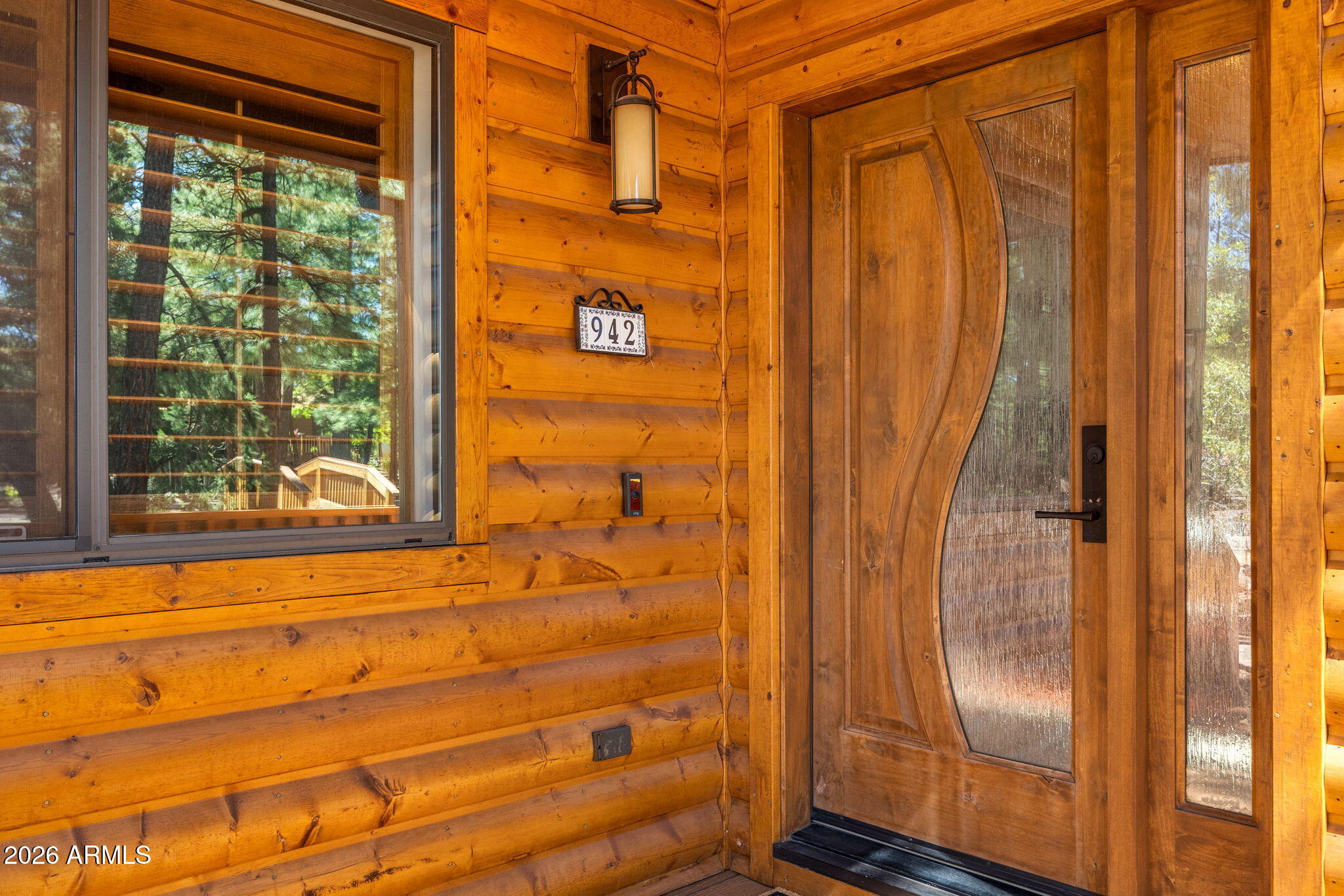 942 PINE CREEK Drive