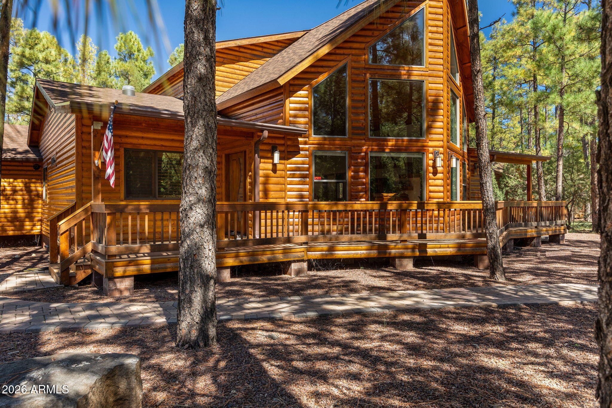942 PINE CREEK Drive