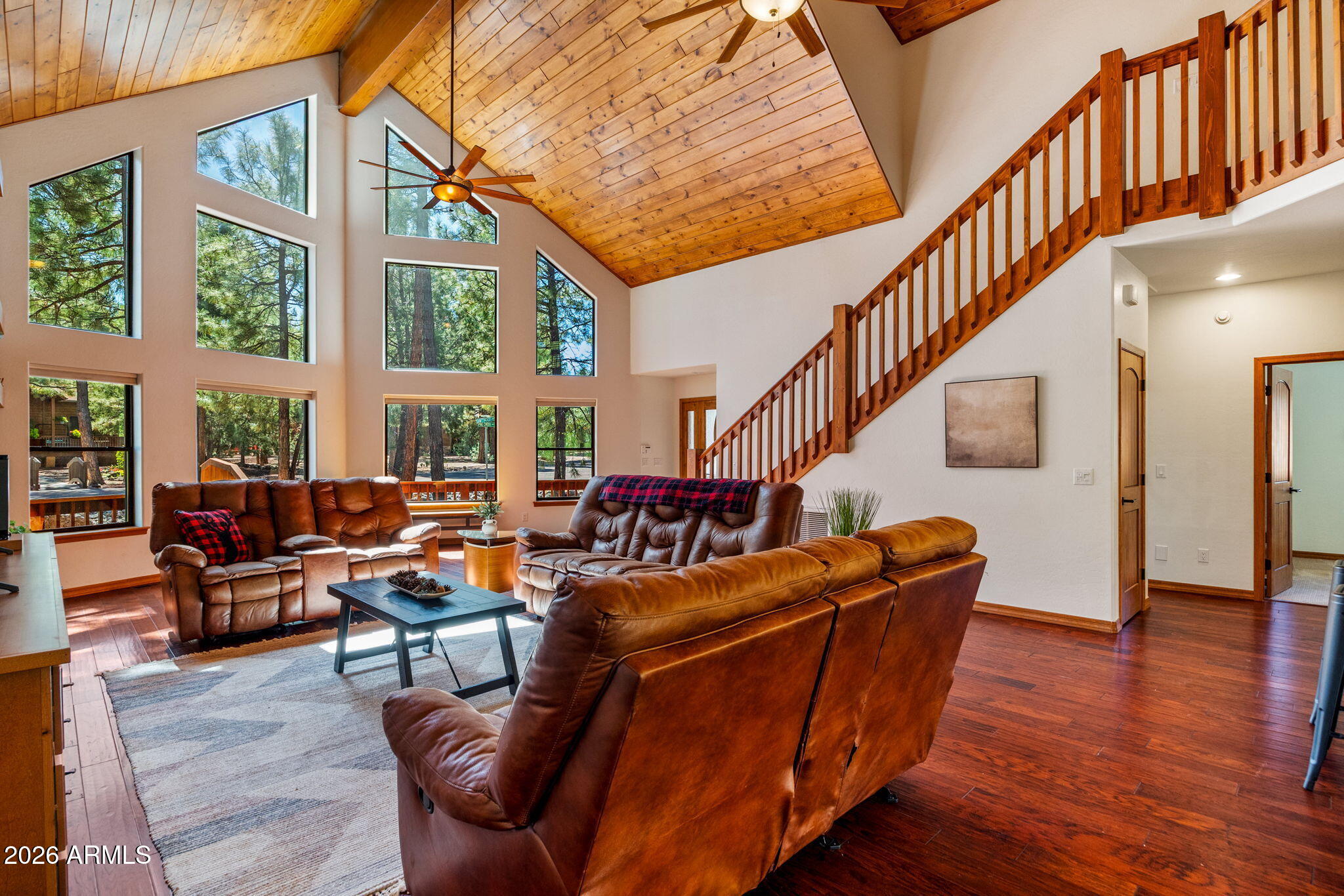 942 PINE CREEK Drive