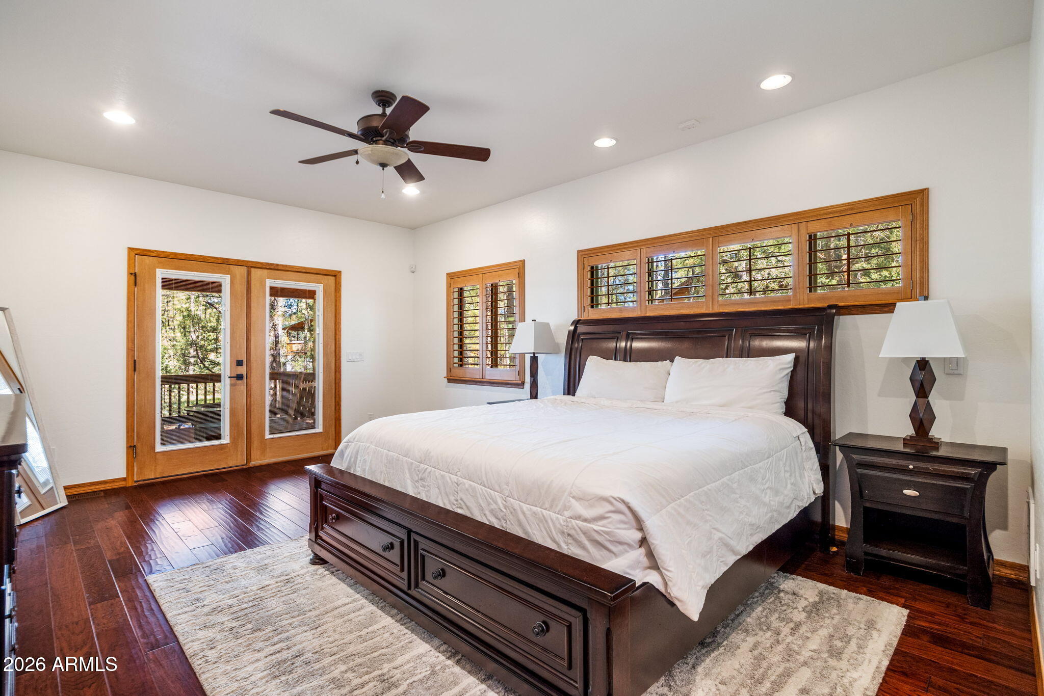 942 PINE CREEK Drive