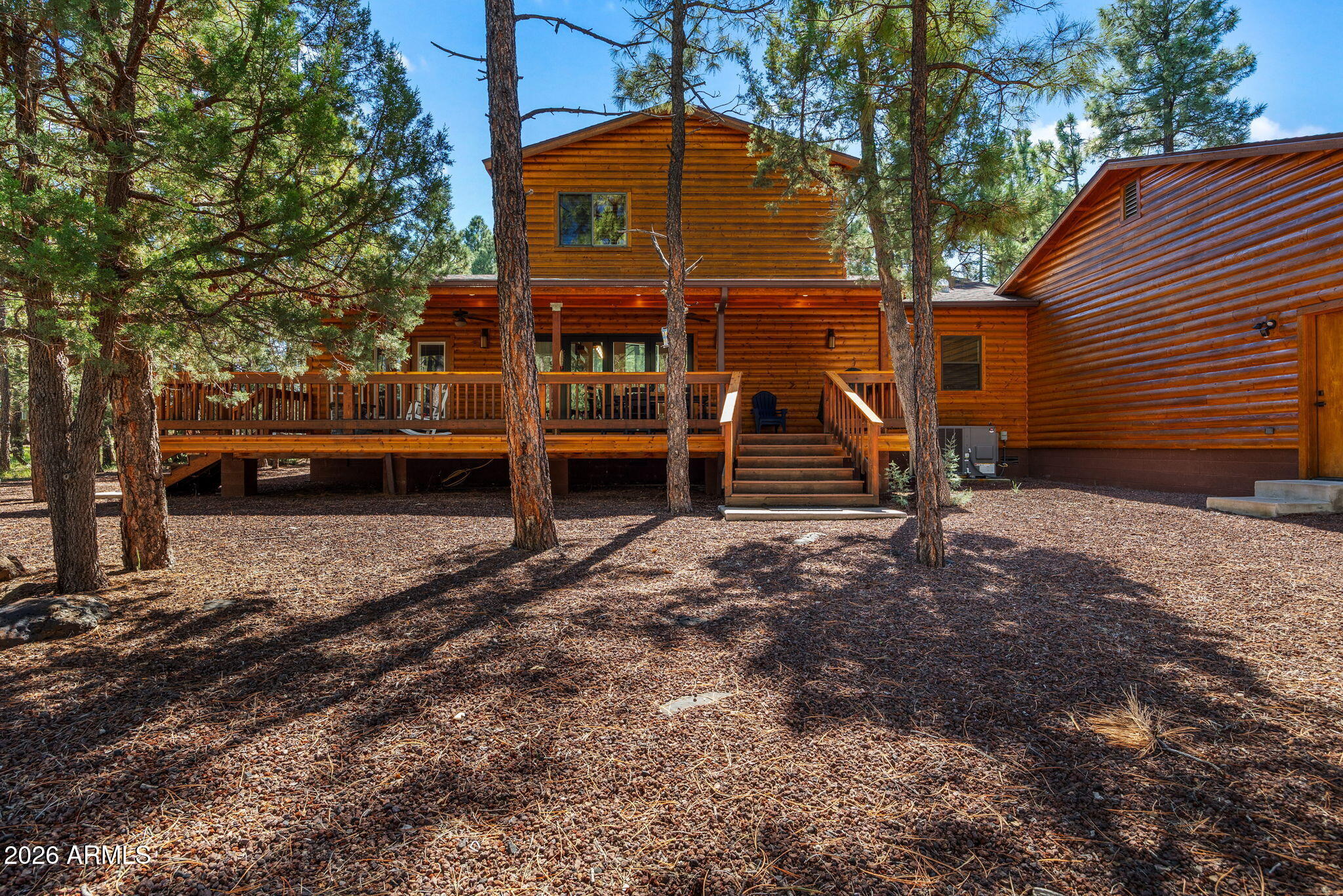 942 PINE CREEK Drive