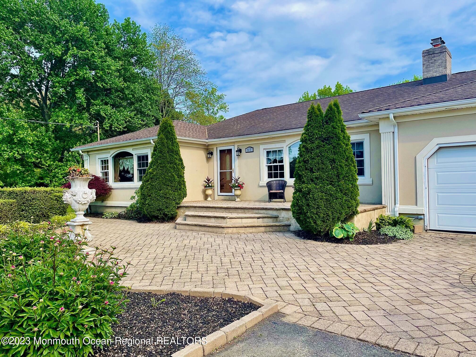 387 Schoolhouse Road