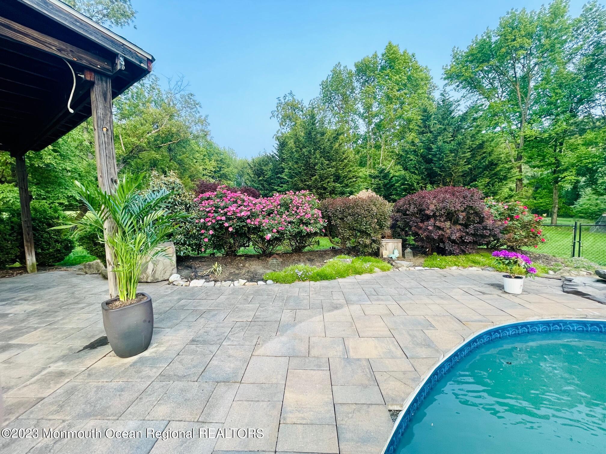 387 Schoolhouse Road