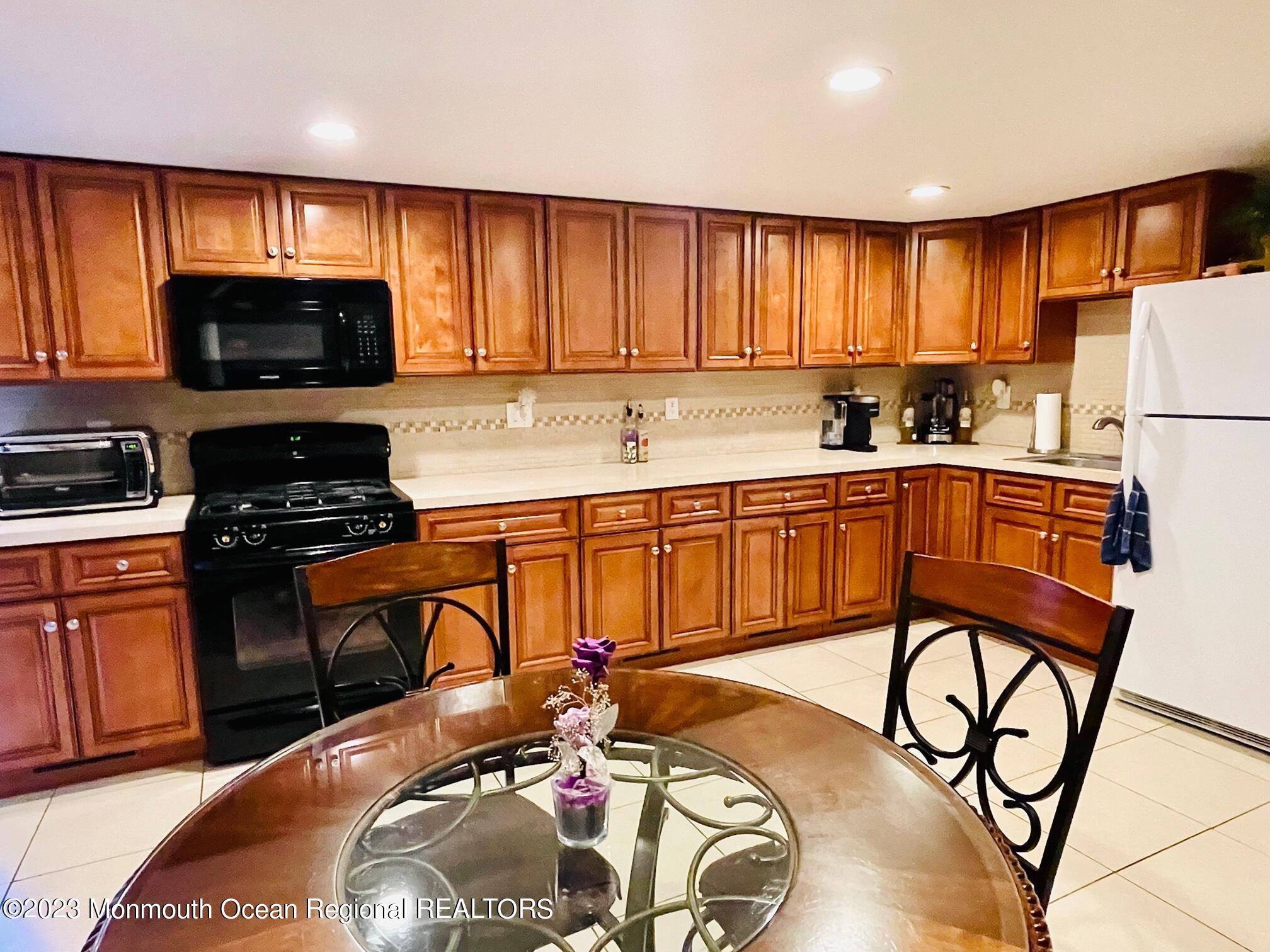 387 Schoolhouse Road